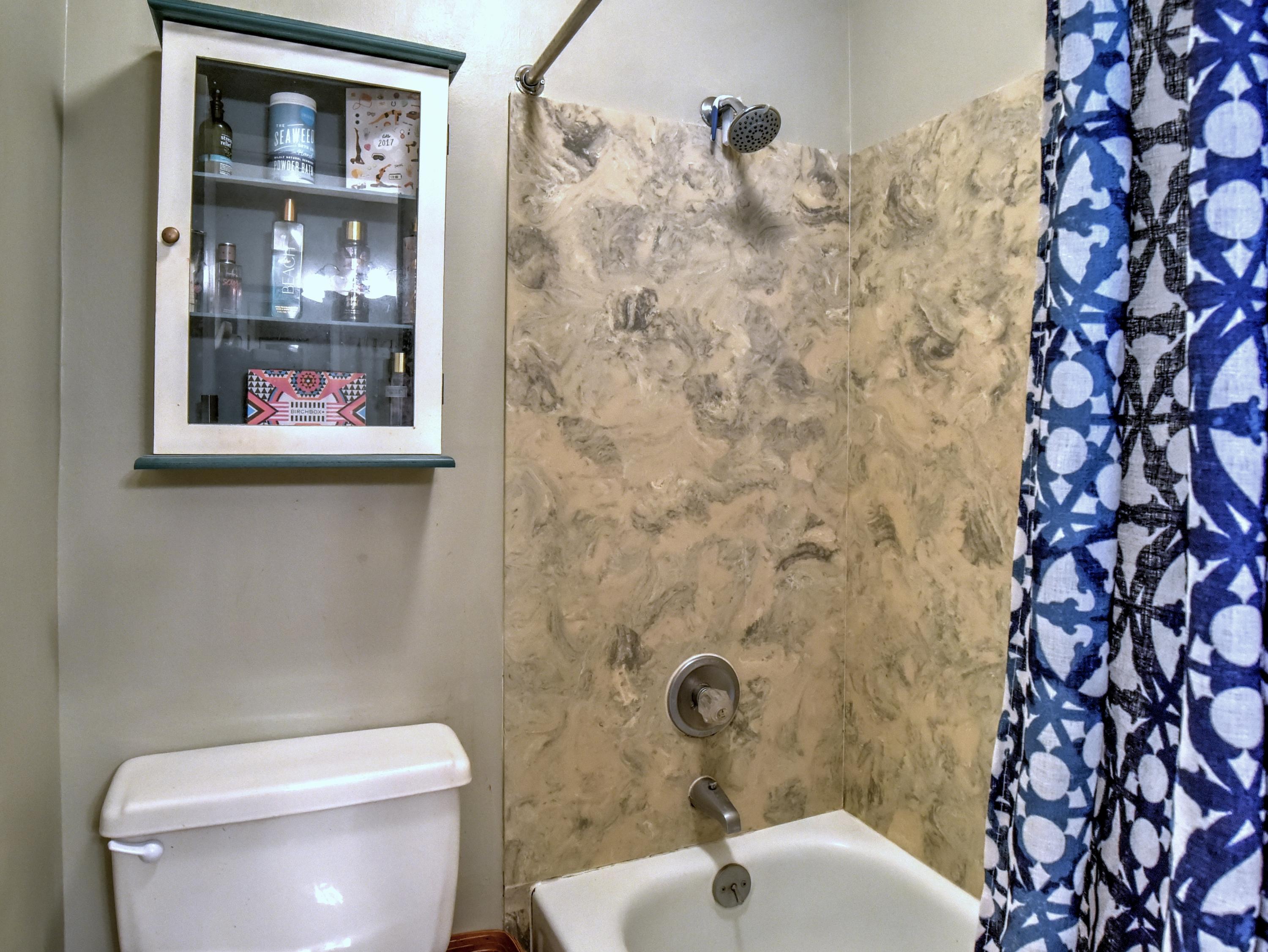 LINKSIDE VILLAGE UNIT 2 - Residential