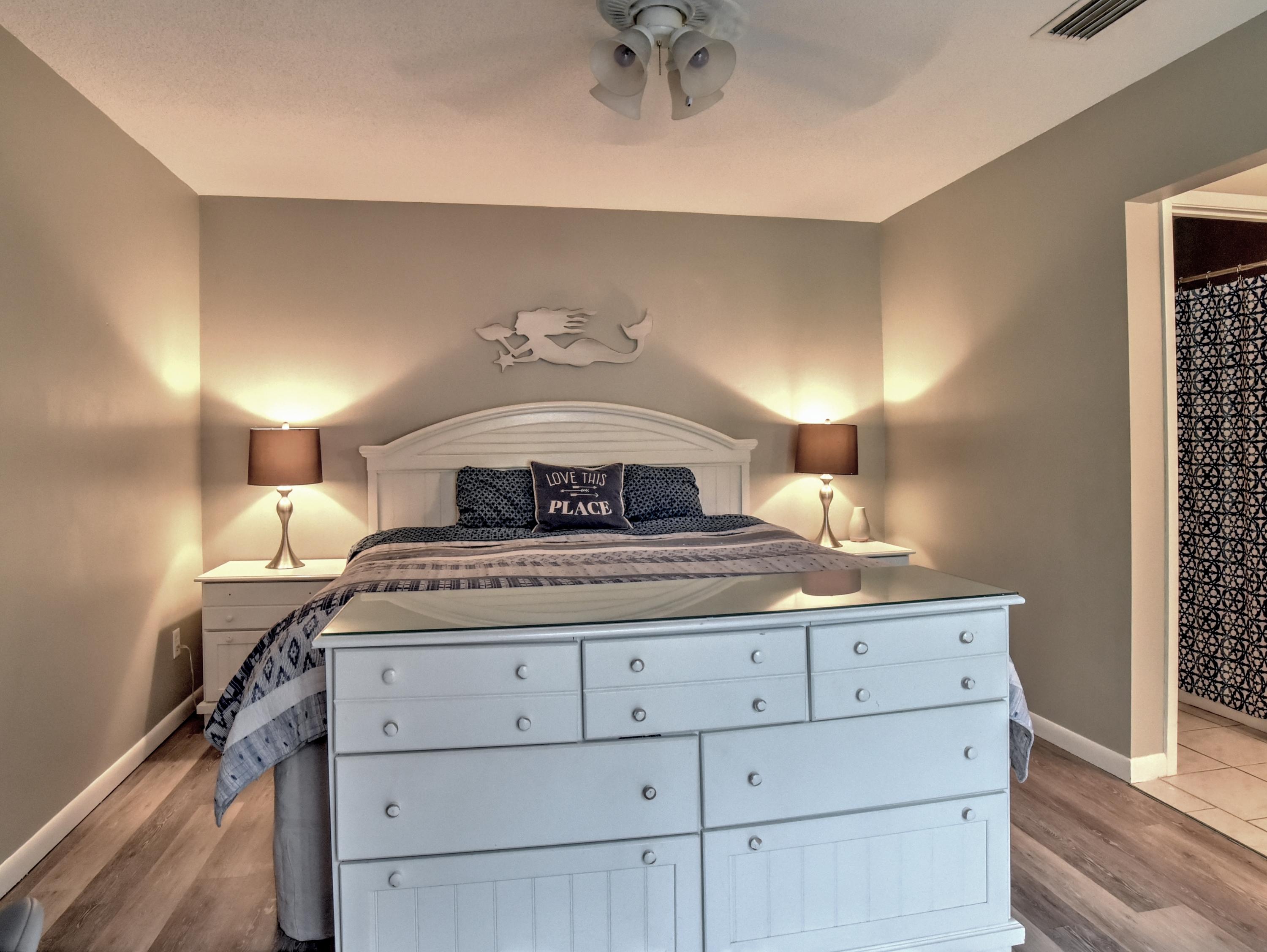 LINKSIDE VILLAGE UNIT 2 - Residential