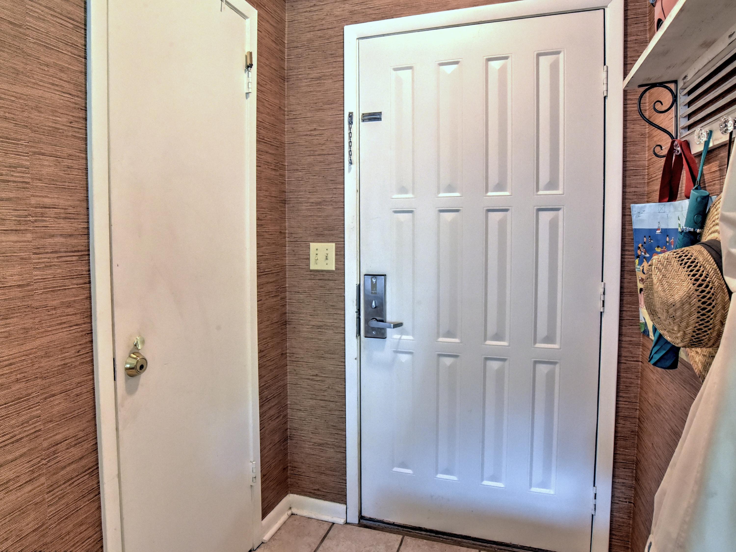 LINKSIDE VILLAGE UNIT 2 - Residential