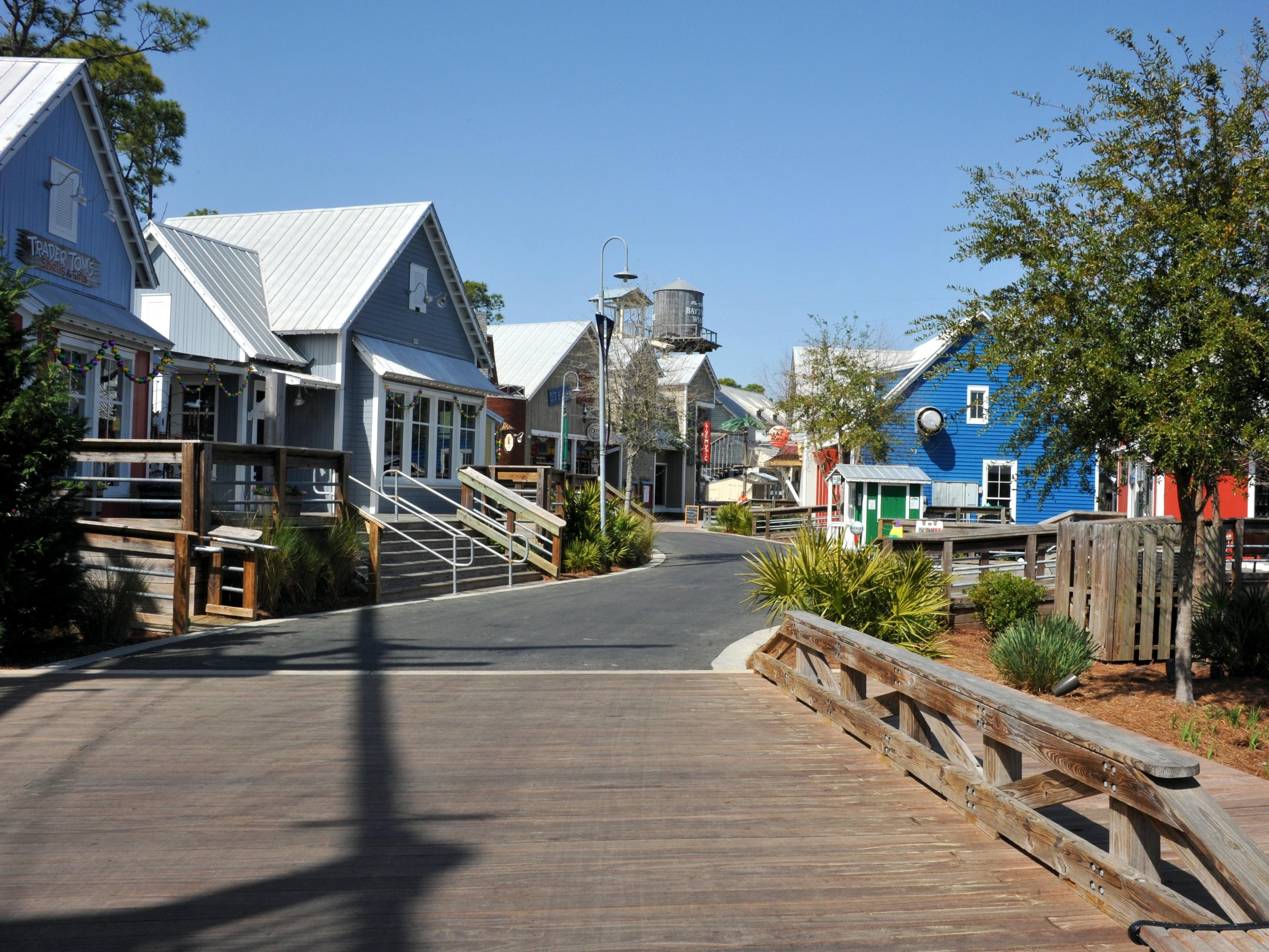 LINKSIDE VILLAGE UNIT 2 - Residential