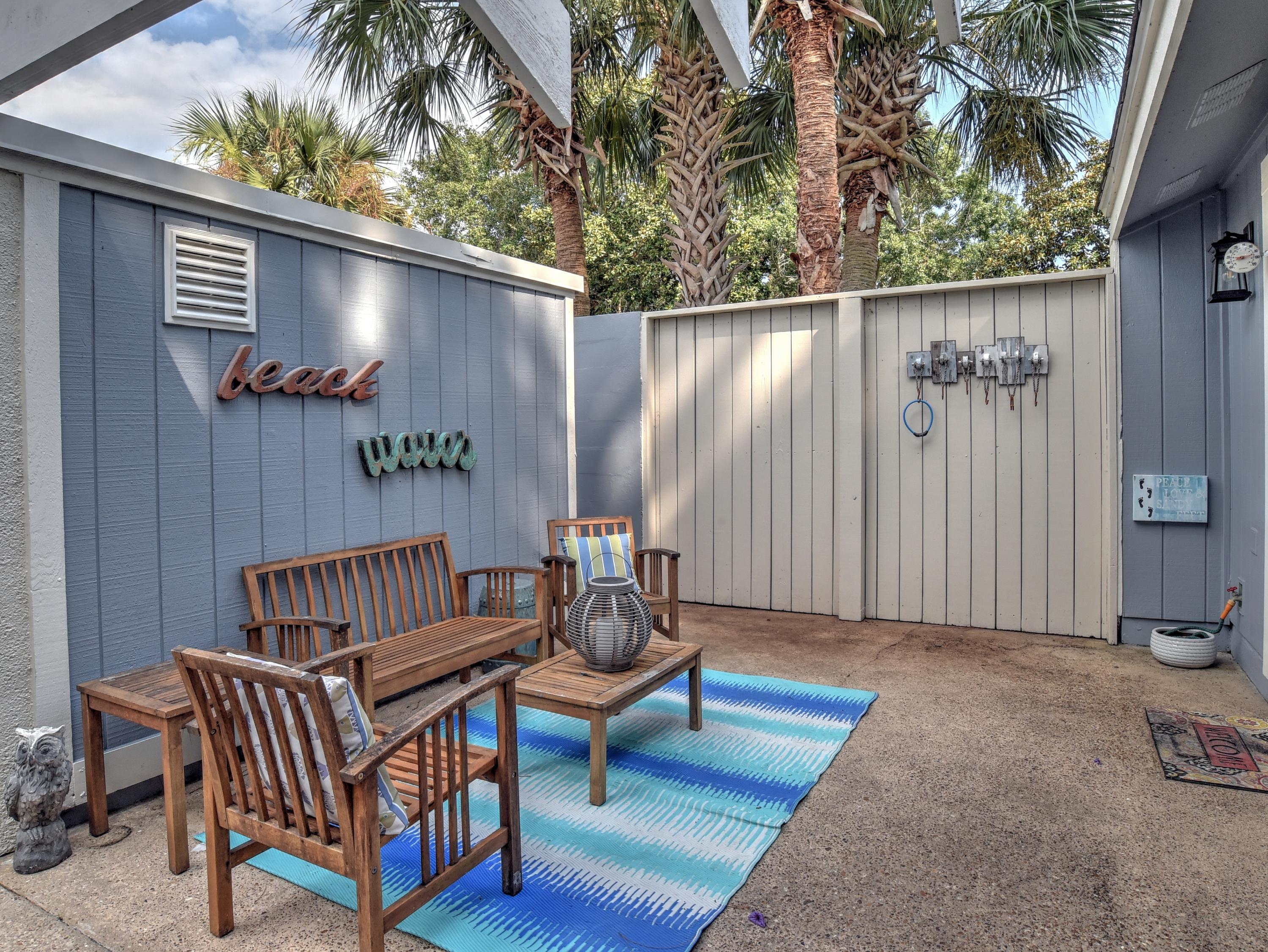 LINKSIDE VILLAGE UNIT 2 - Residential