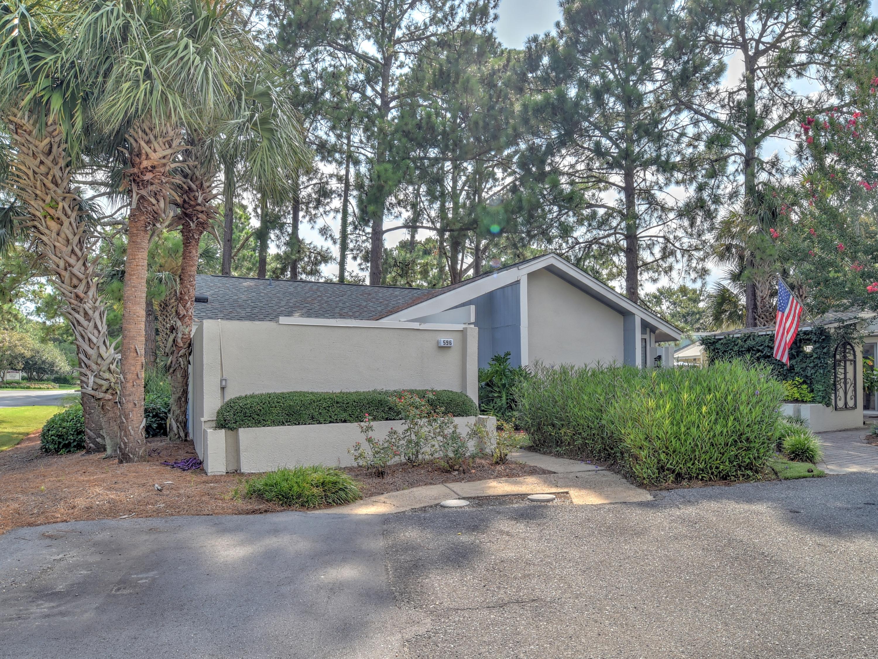 LINKSIDE VILLAGE UNIT 2 - Residential