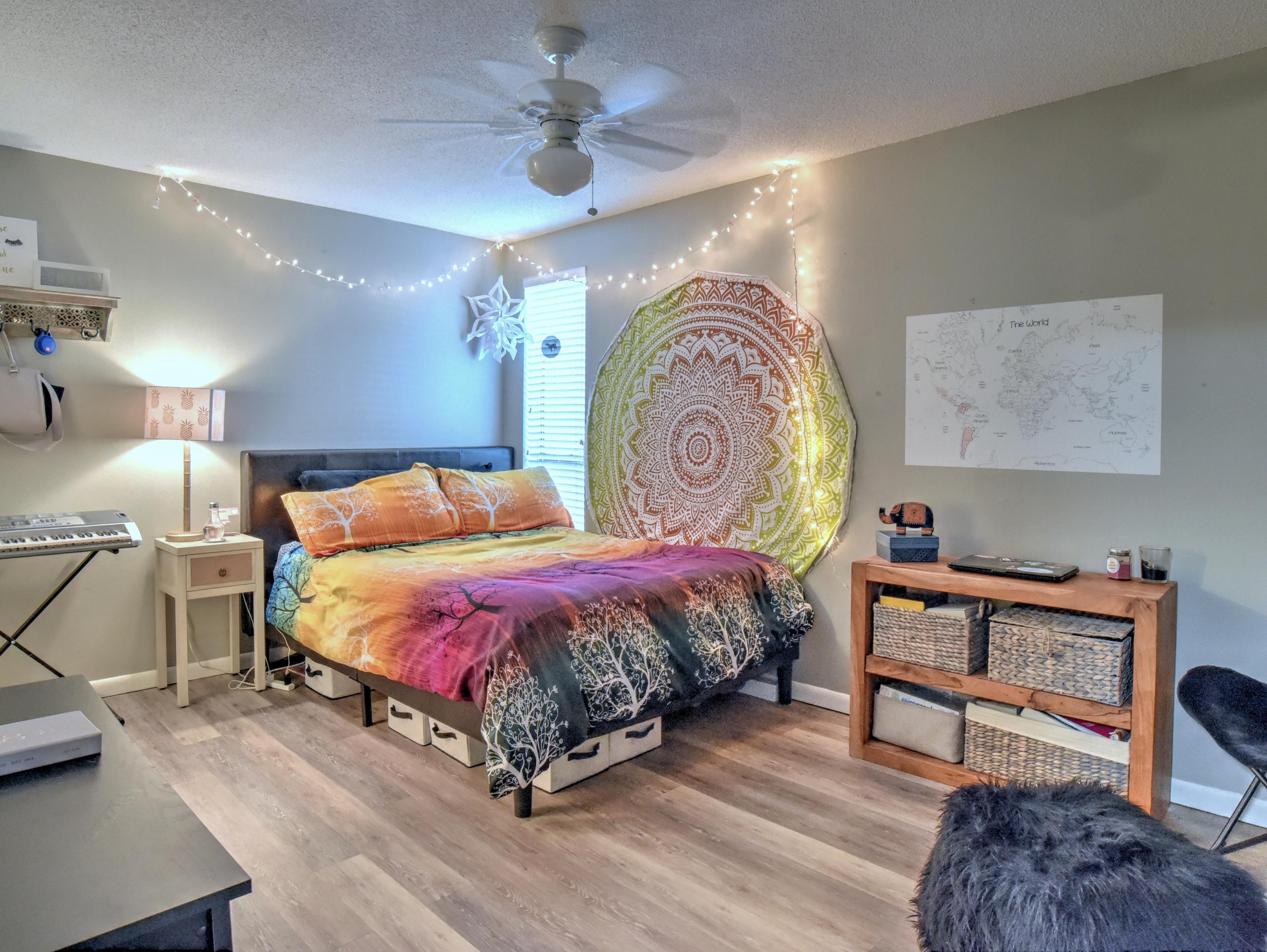 LINKSIDE VILLAGE UNIT 2 - Residential