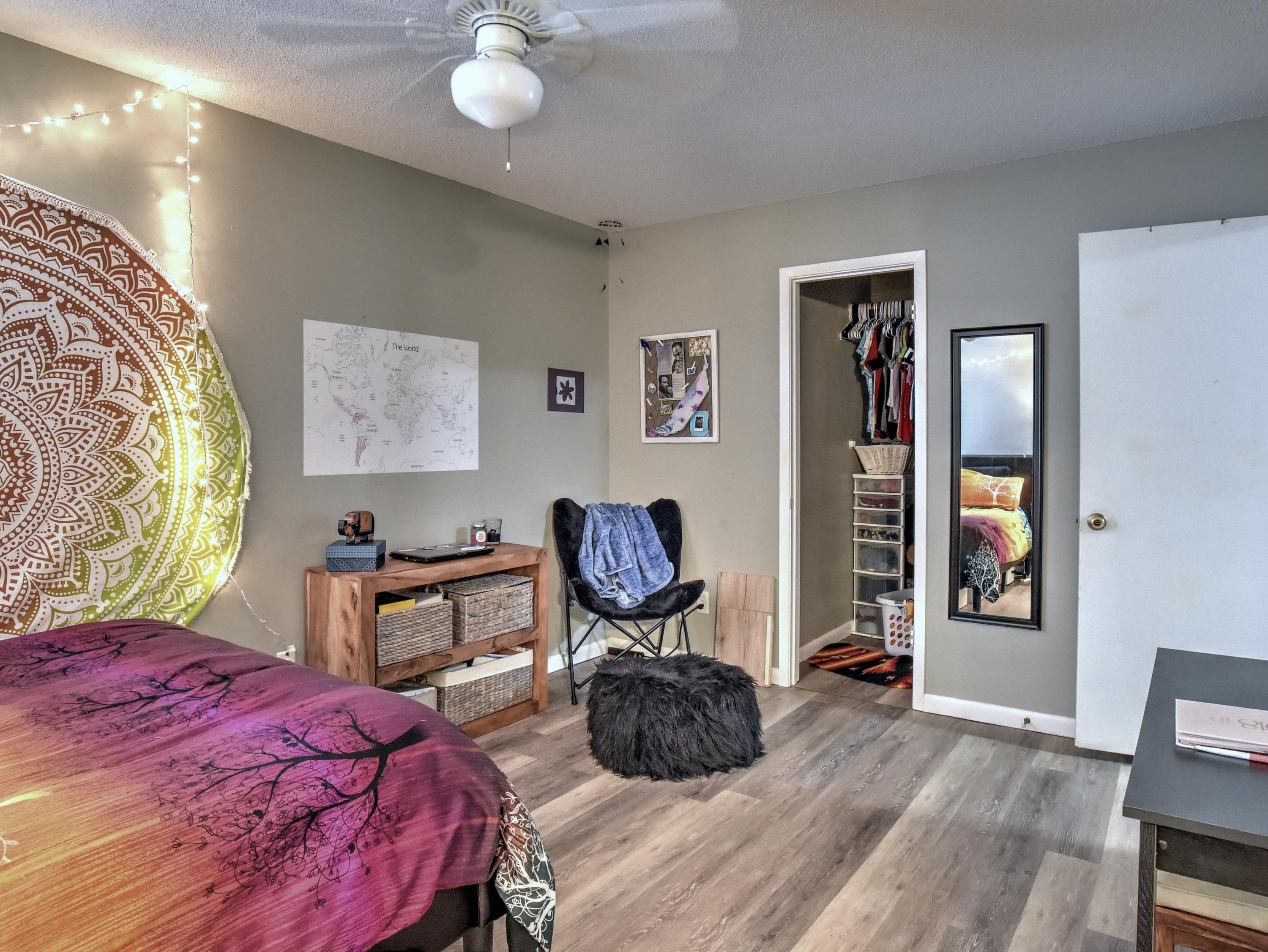 LINKSIDE VILLAGE UNIT 2 - Residential