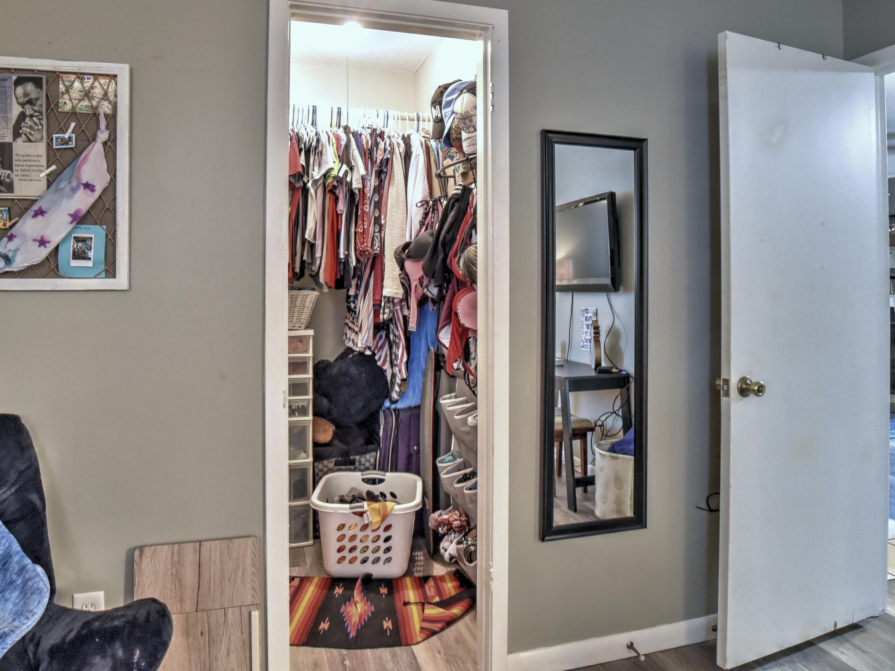 LINKSIDE VILLAGE UNIT 2 - Residential