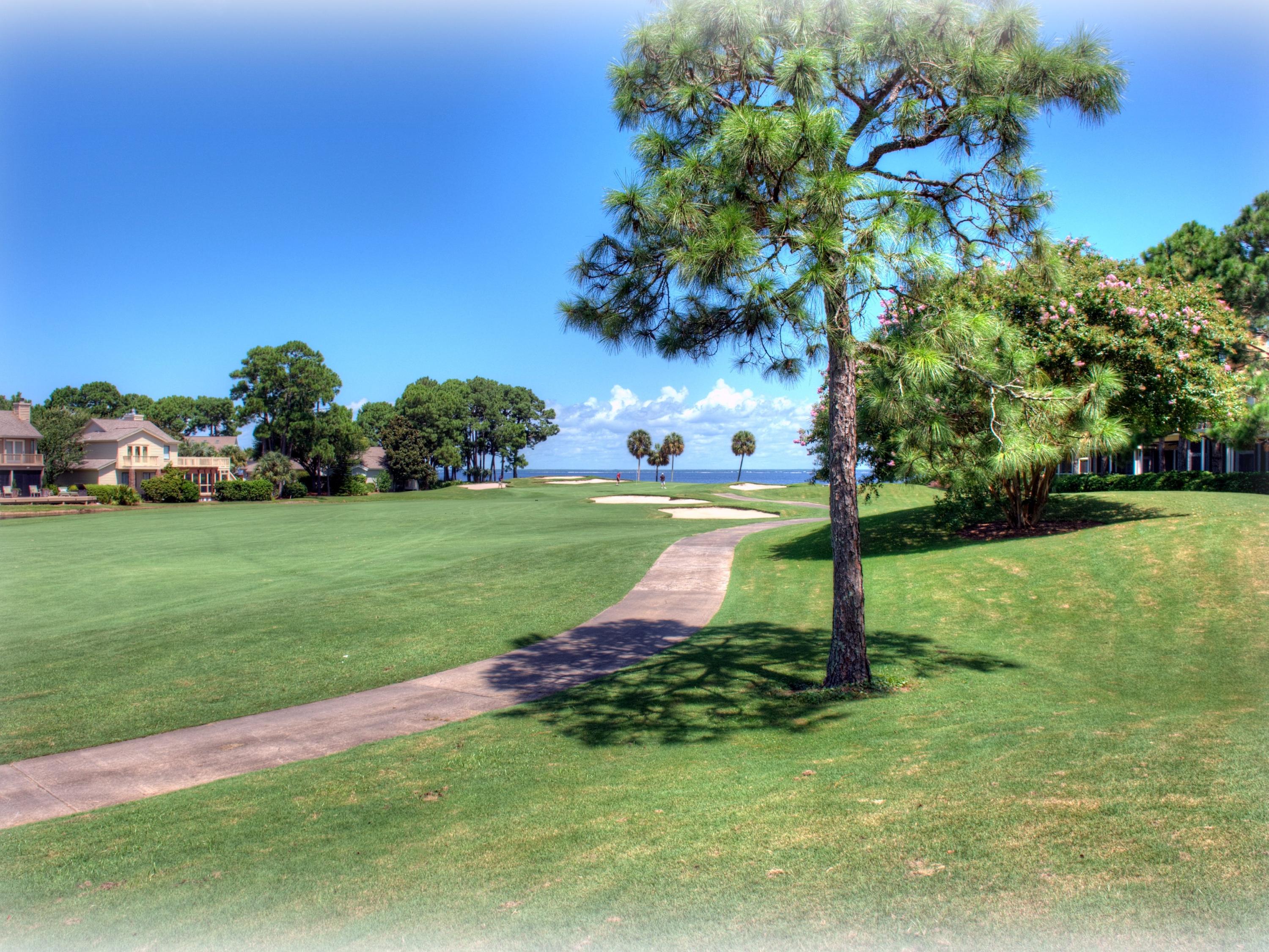 LINKSIDE VILLAGE UNIT 2 - Residential