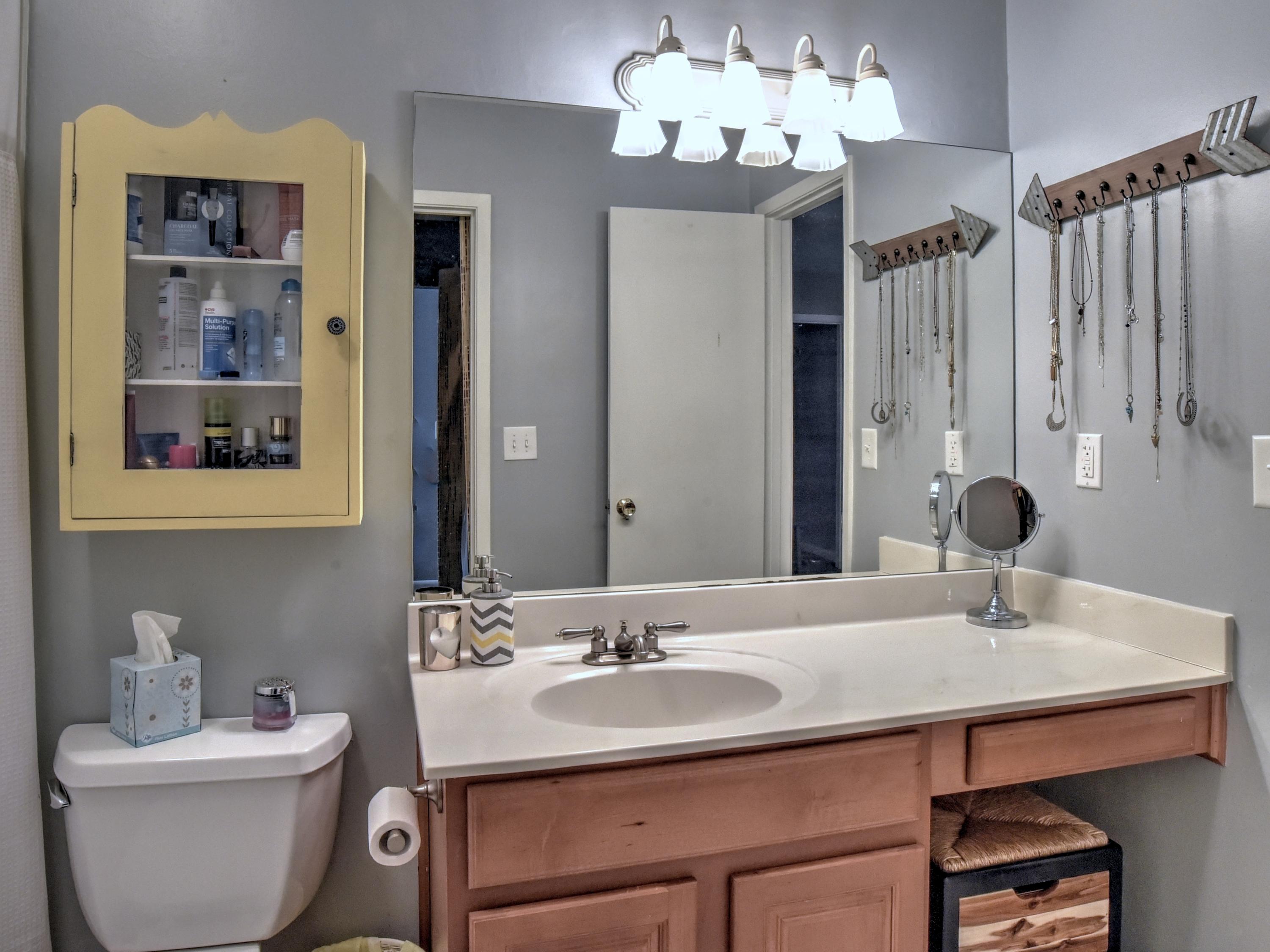 LINKSIDE VILLAGE UNIT 2 - Residential