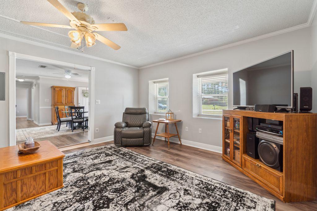 HOLLEY BY THE SEA - Residential