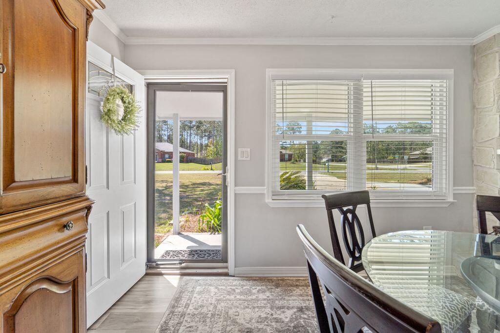 HOLLEY BY THE SEA - Residential