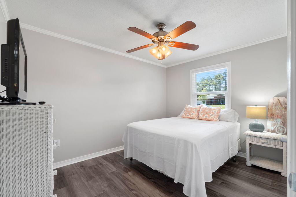 HOLLEY BY THE SEA - Residential