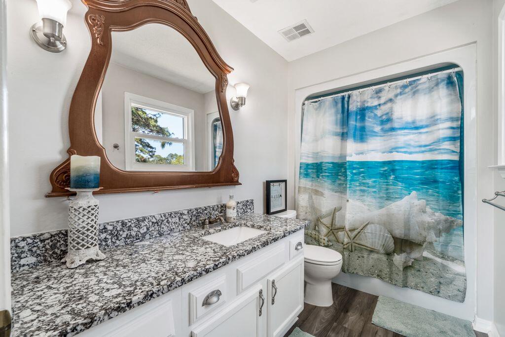 HOLLEY BY THE SEA - Residential