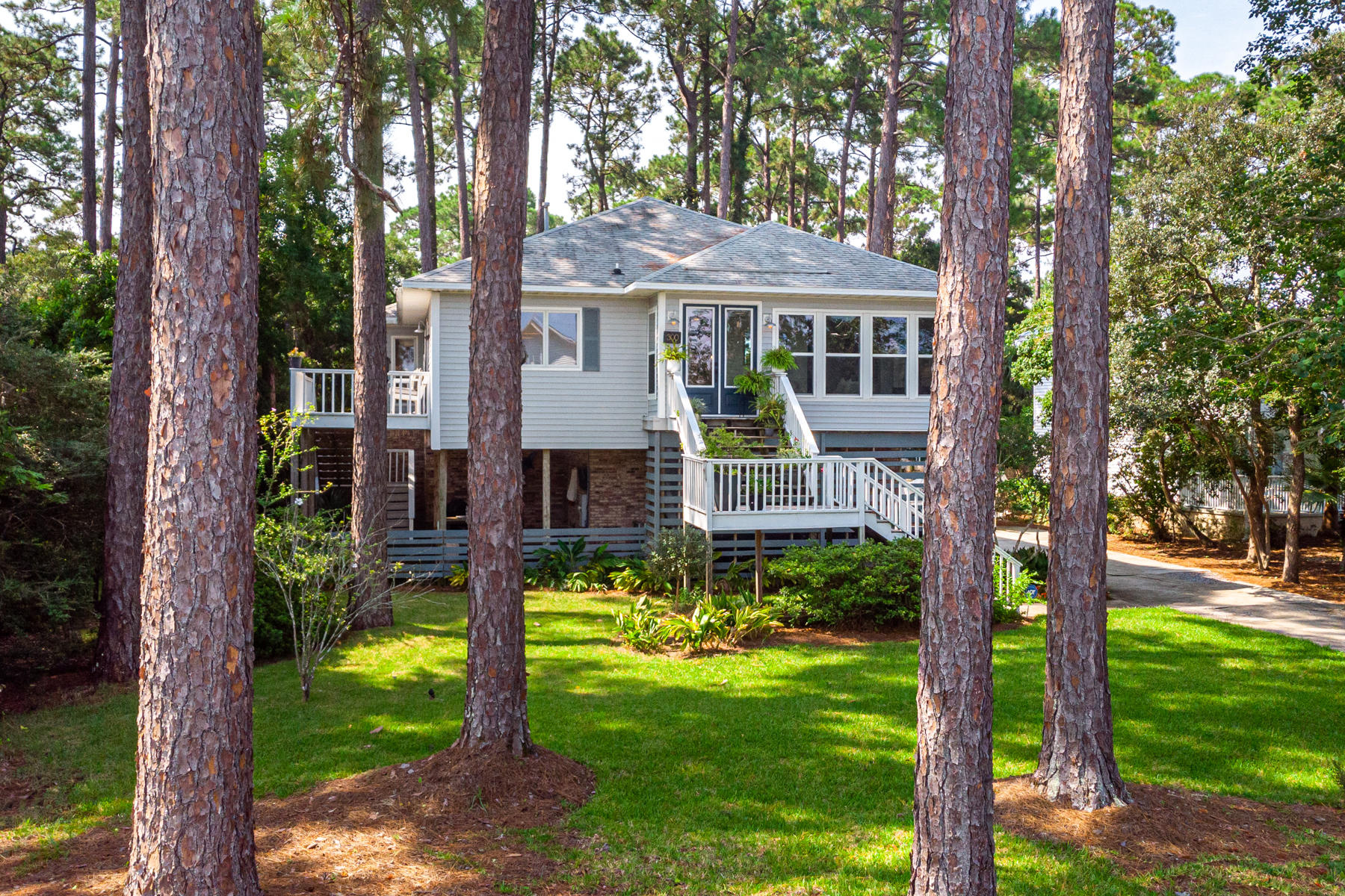 SANTA ROSA BEACH ESTATES - Residential