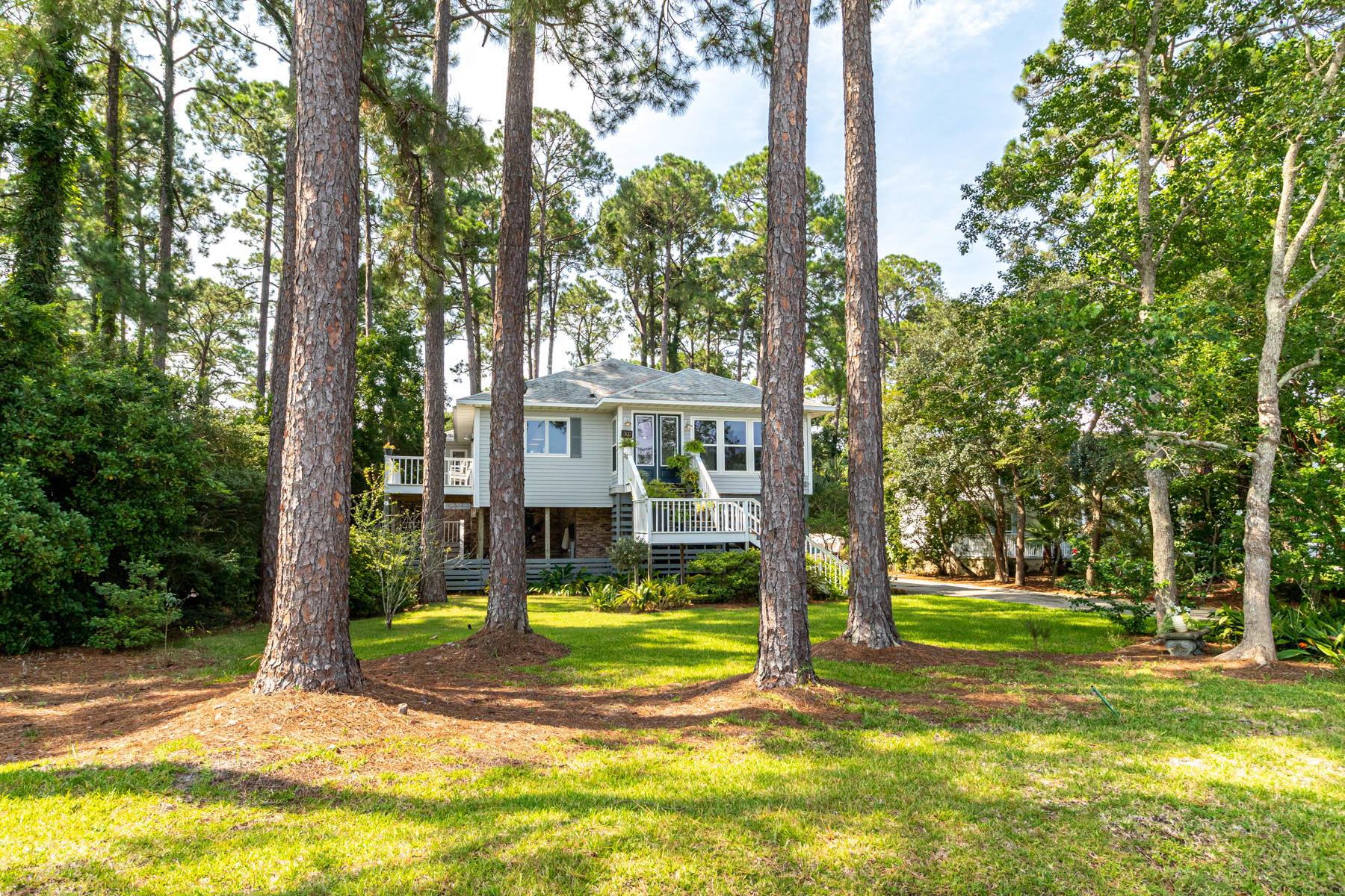 SANTA ROSA BEACH ESTATES - Residential