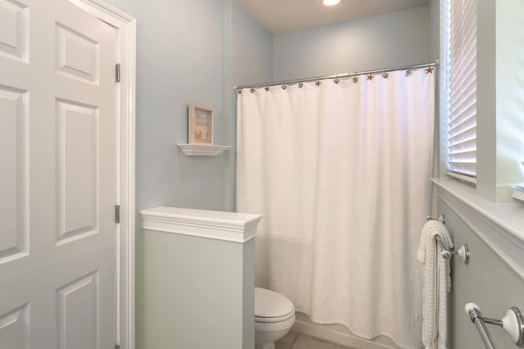 FAIRWAY VILLAS - Residential