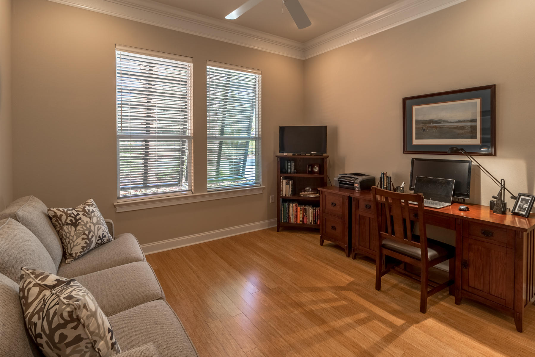 FAIRWAY VILLAS - Residential