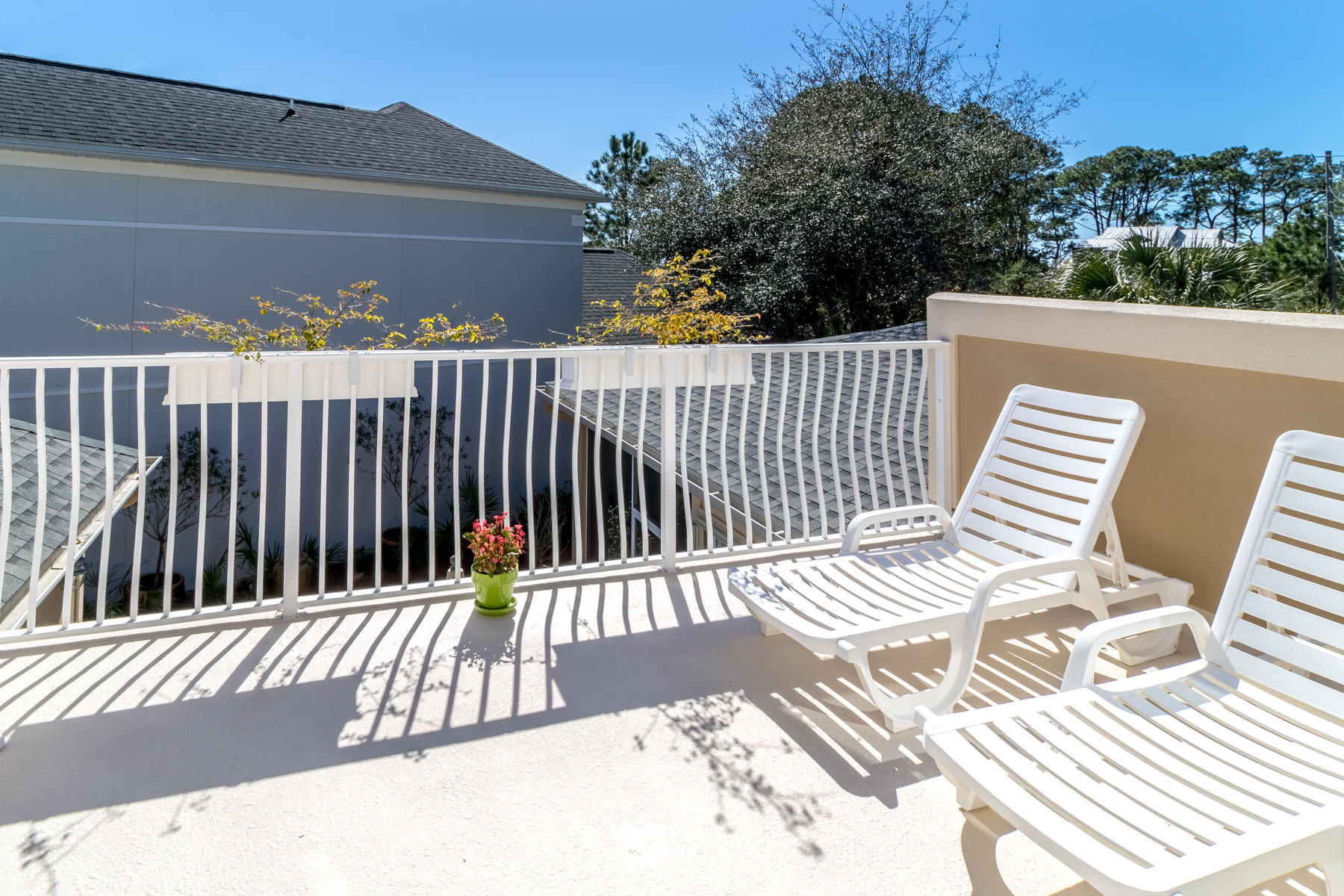 FAIRWAY VILLAS - Residential