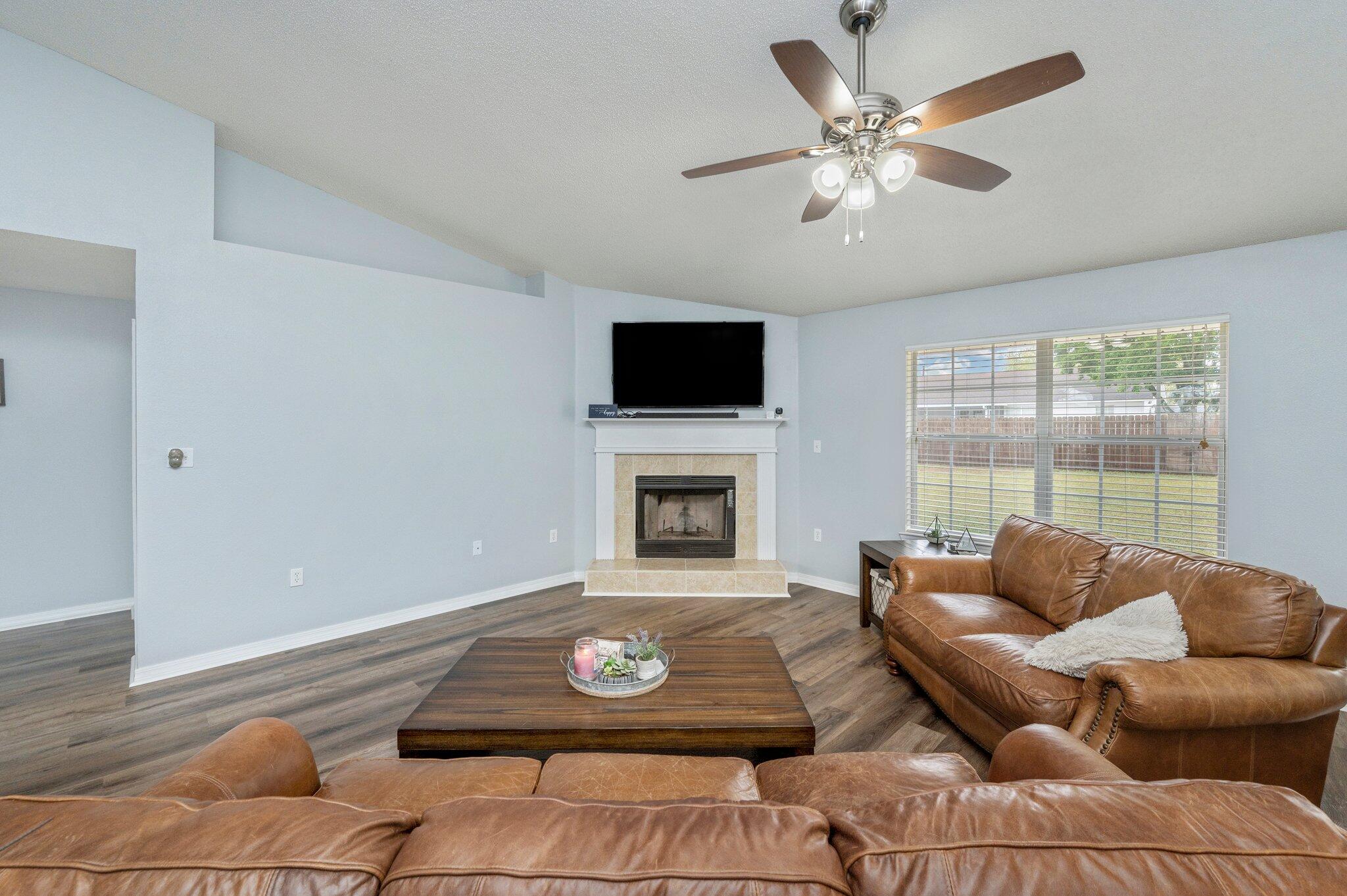 ALICIA PLACE - Residential