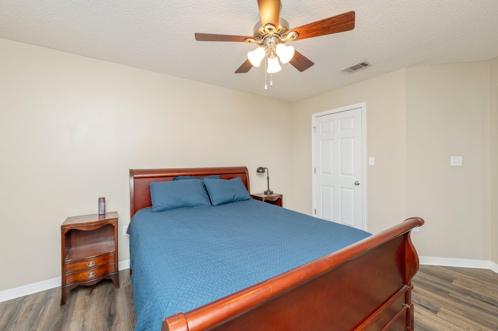 ALICIA PLACE - Residential