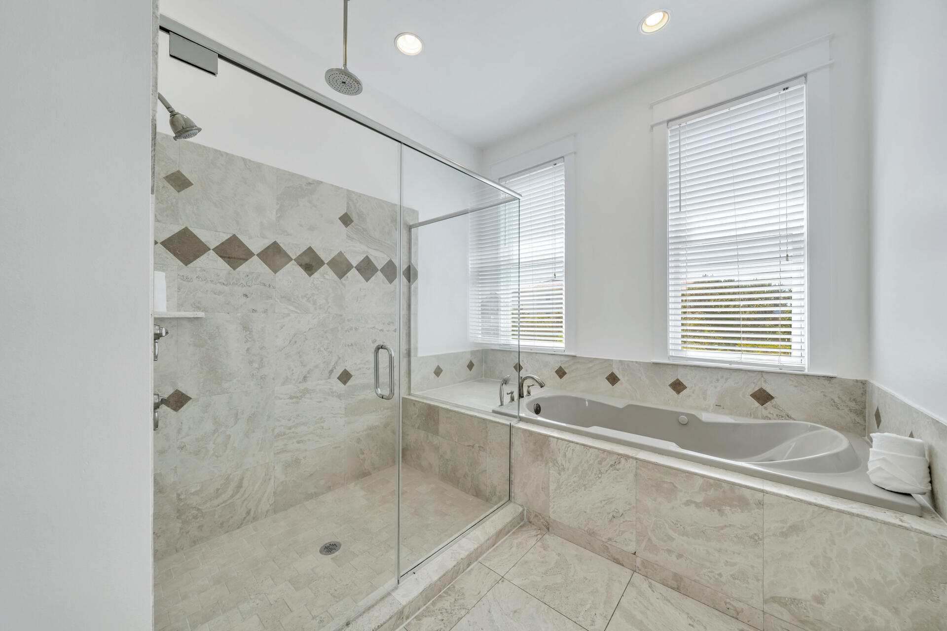 FRANGISTA BEACH - Residential