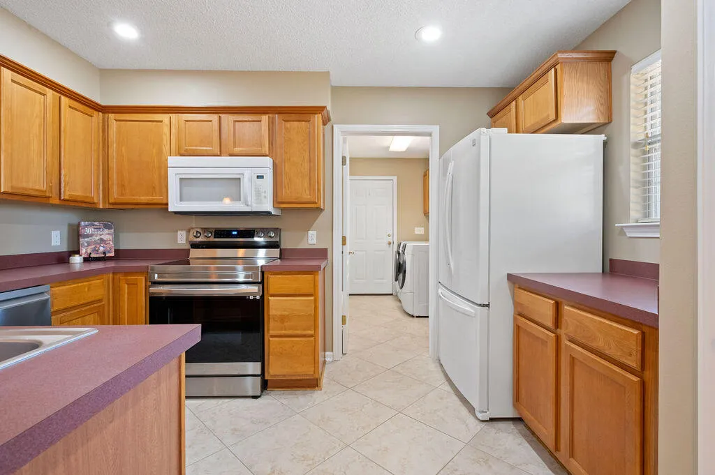 Baker, Florida 32531, United States, 3 Bedrooms Bedrooms, ,2 BathroomsBathrooms,Residential,Pending,188