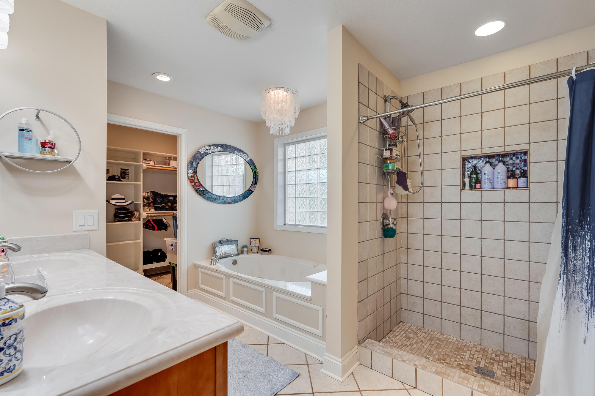 CROSS CREEK SHORES - Residential