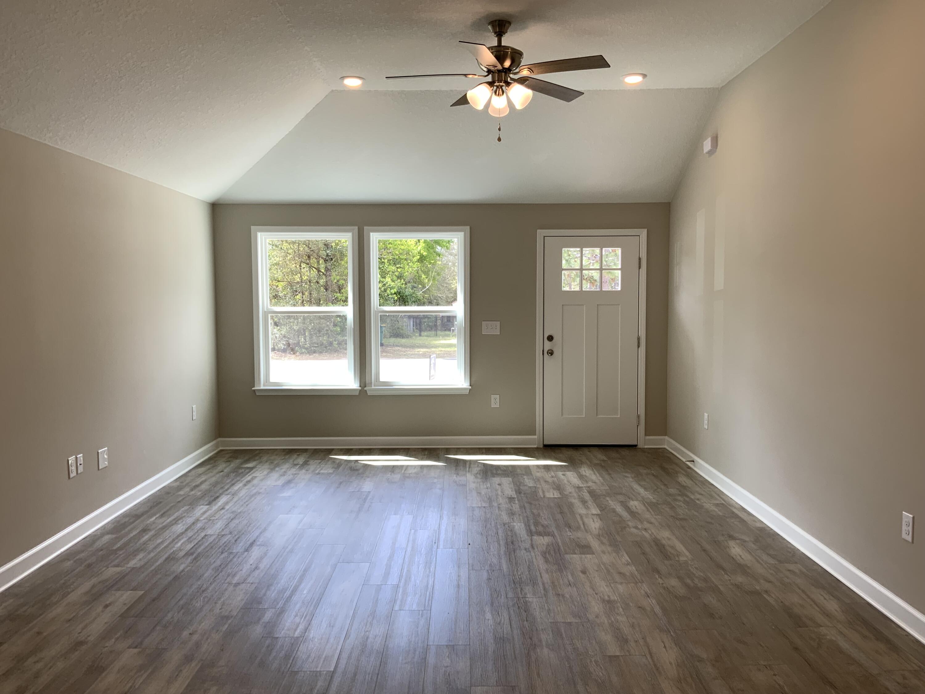 NO RECORDED SUBDIVISION - Residential