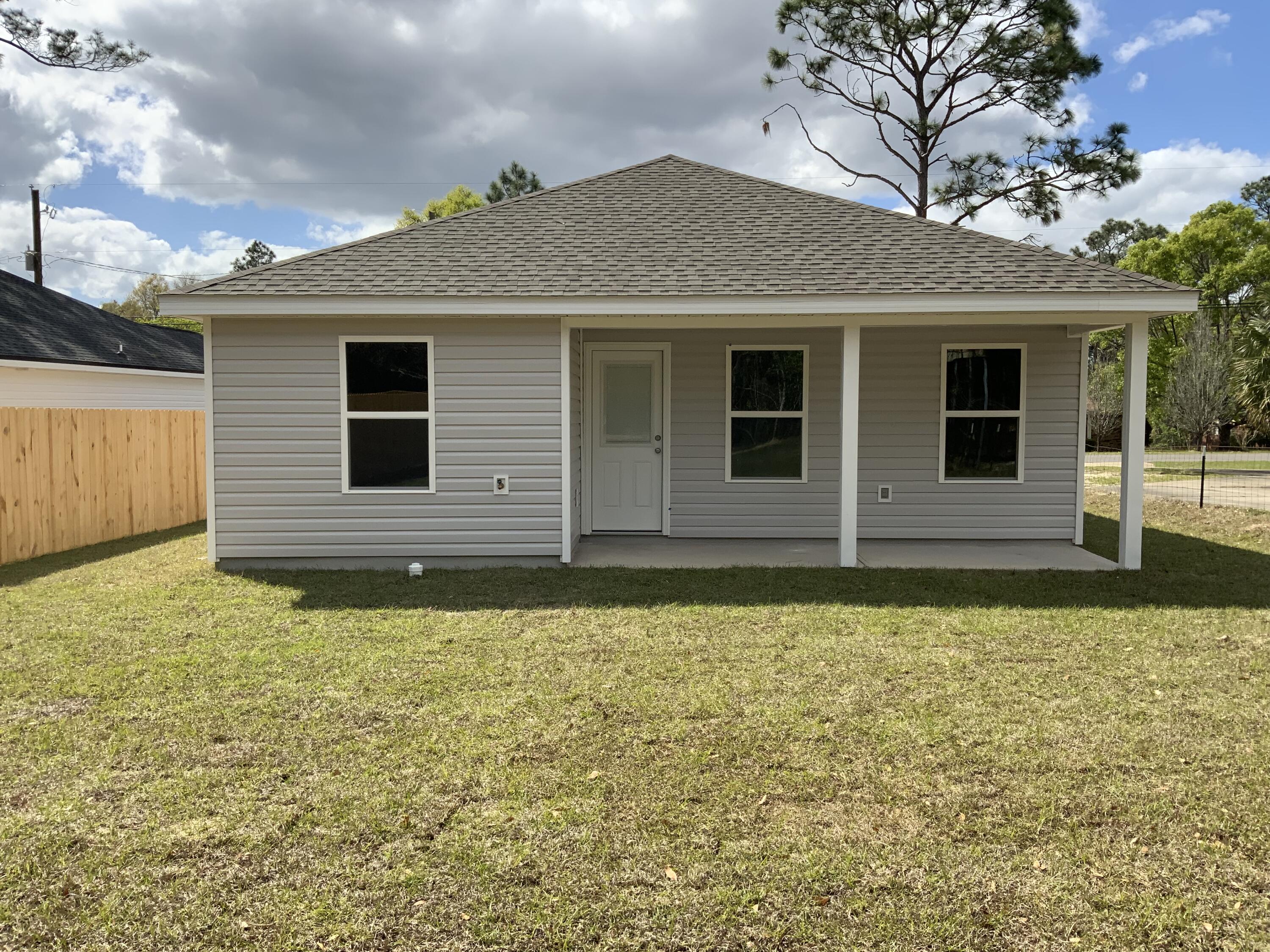 NO RECORDED SUBDIVISION - Residential