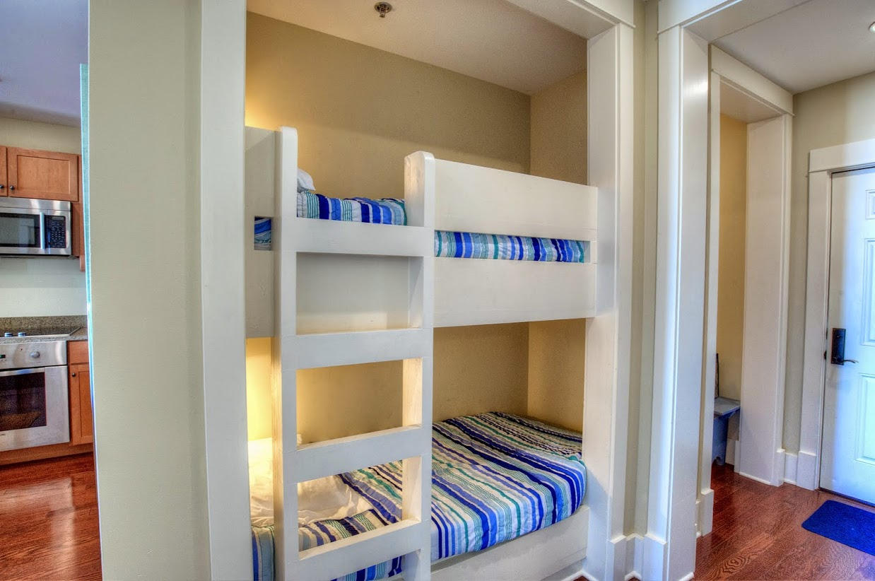 REDFISH VILLAGE - Residential