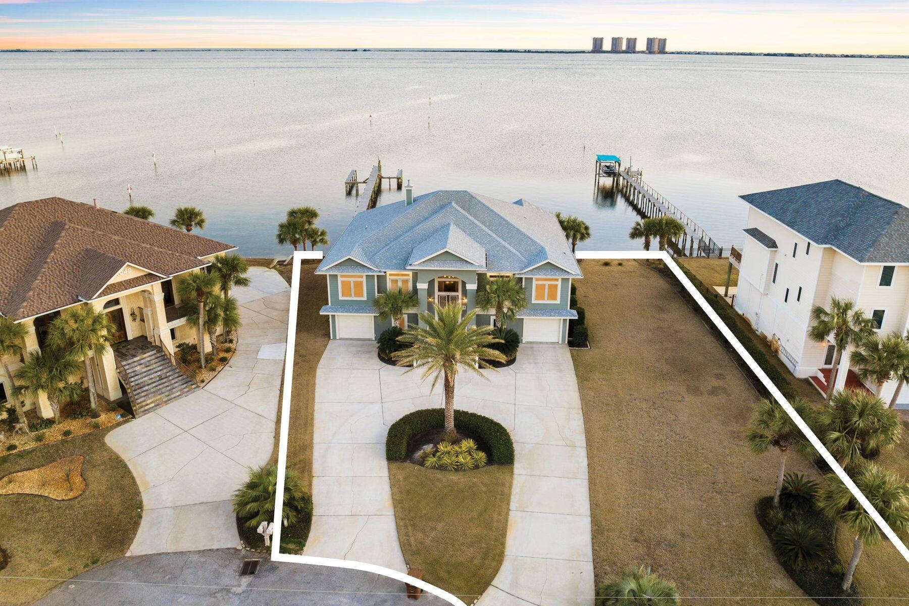 NO RECORDED SUBDIVISION - Residential