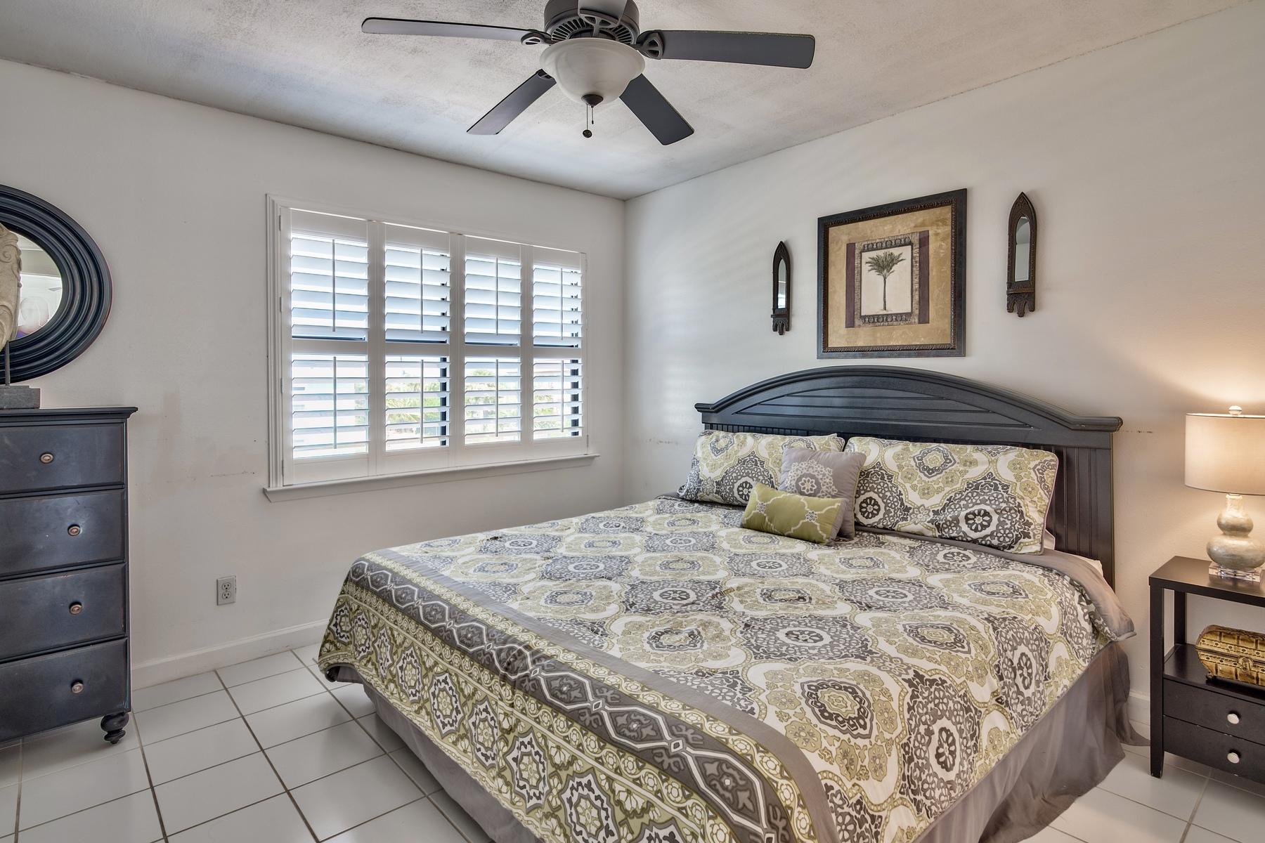 SUMMER HAVEN SOUTH T/H - Residential