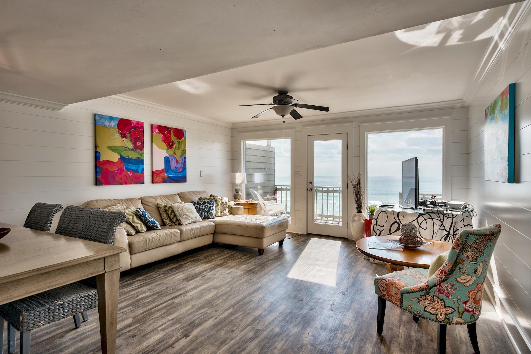 SUMMER HAVEN SOUTH T/H - Residential