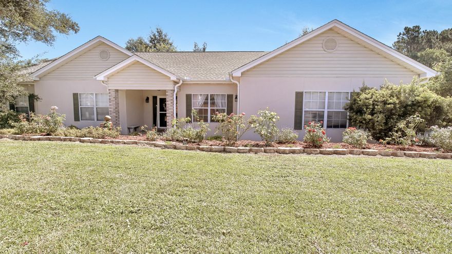 Remarkable home conveniently nestled between Hwy 331 and 293 with BAY ACCESS! This 3 bedroom 2.5 bath home welcomes you in with high ceilings and beautiful crown molding. It offers an enclosed Florida room great for an office, lounging, or your afternoon hobbies; a spacious kitchen with a plethora amount of storage and a large fenced in back yard with nature at your fingertips. Don't miss out on the opportunity to own this well kept home with bay access less than 350k!