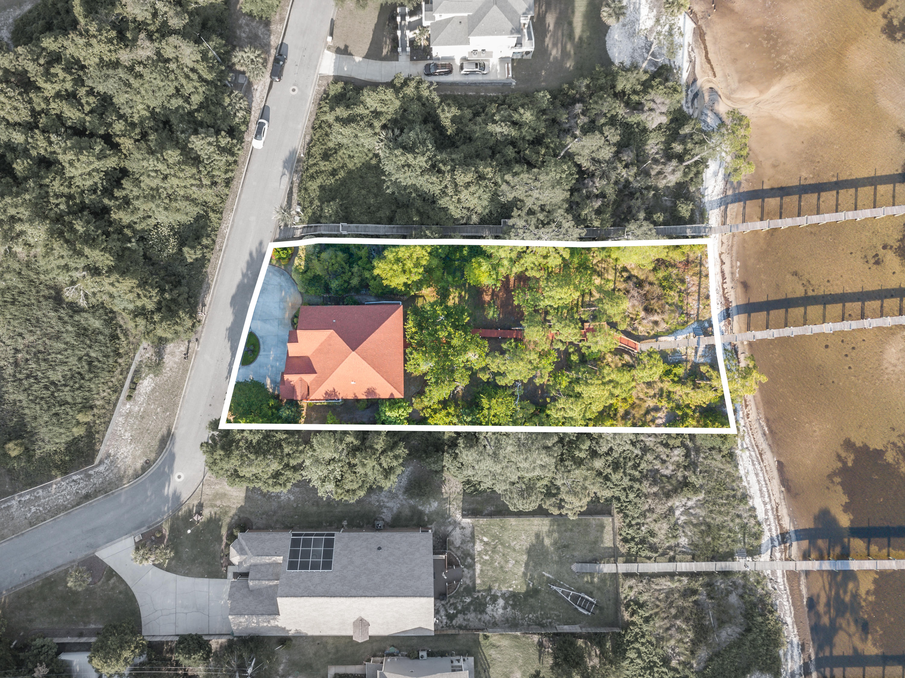 MAGNOLIA HARBOR - Residential