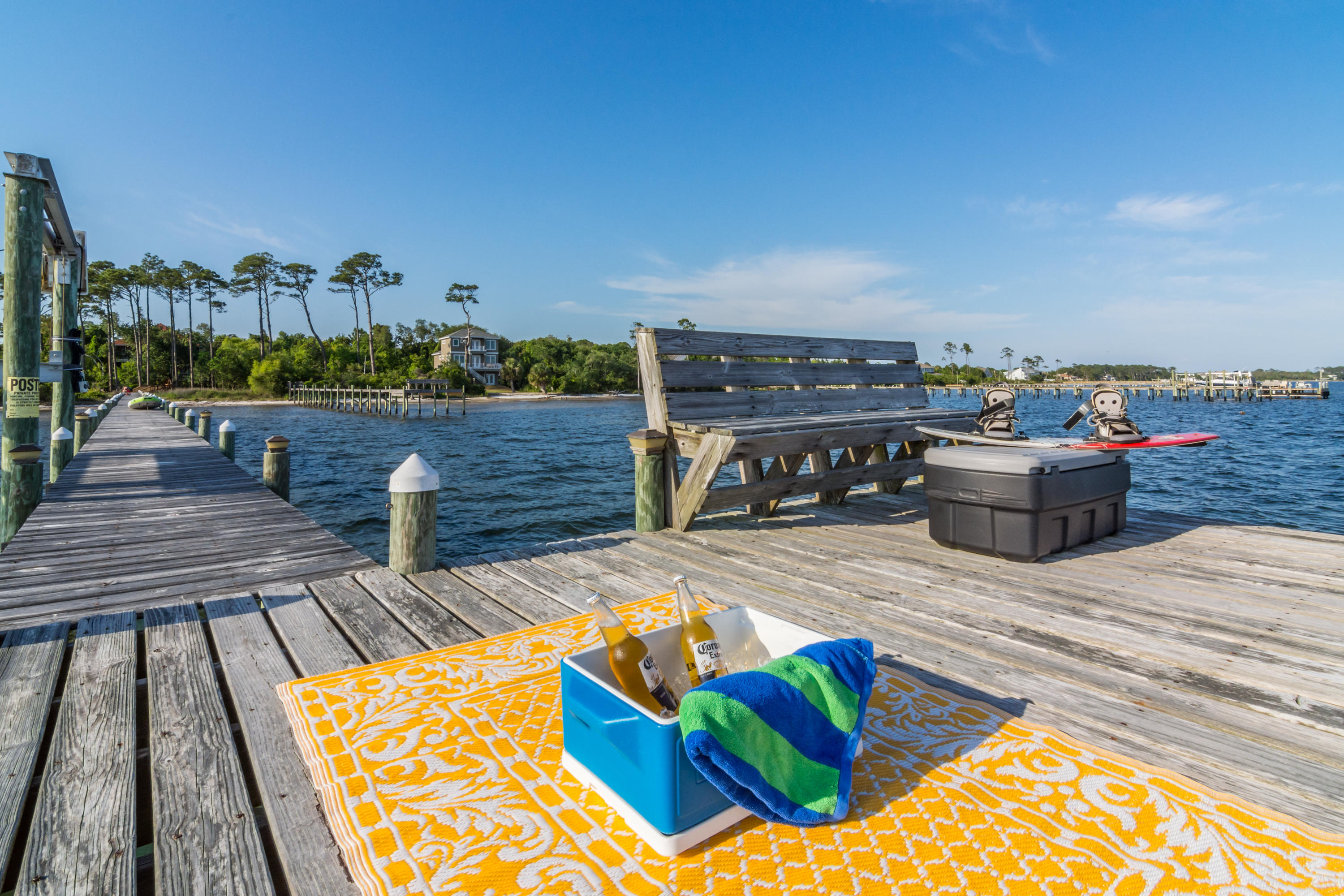 MAGNOLIA HARBOR - Residential