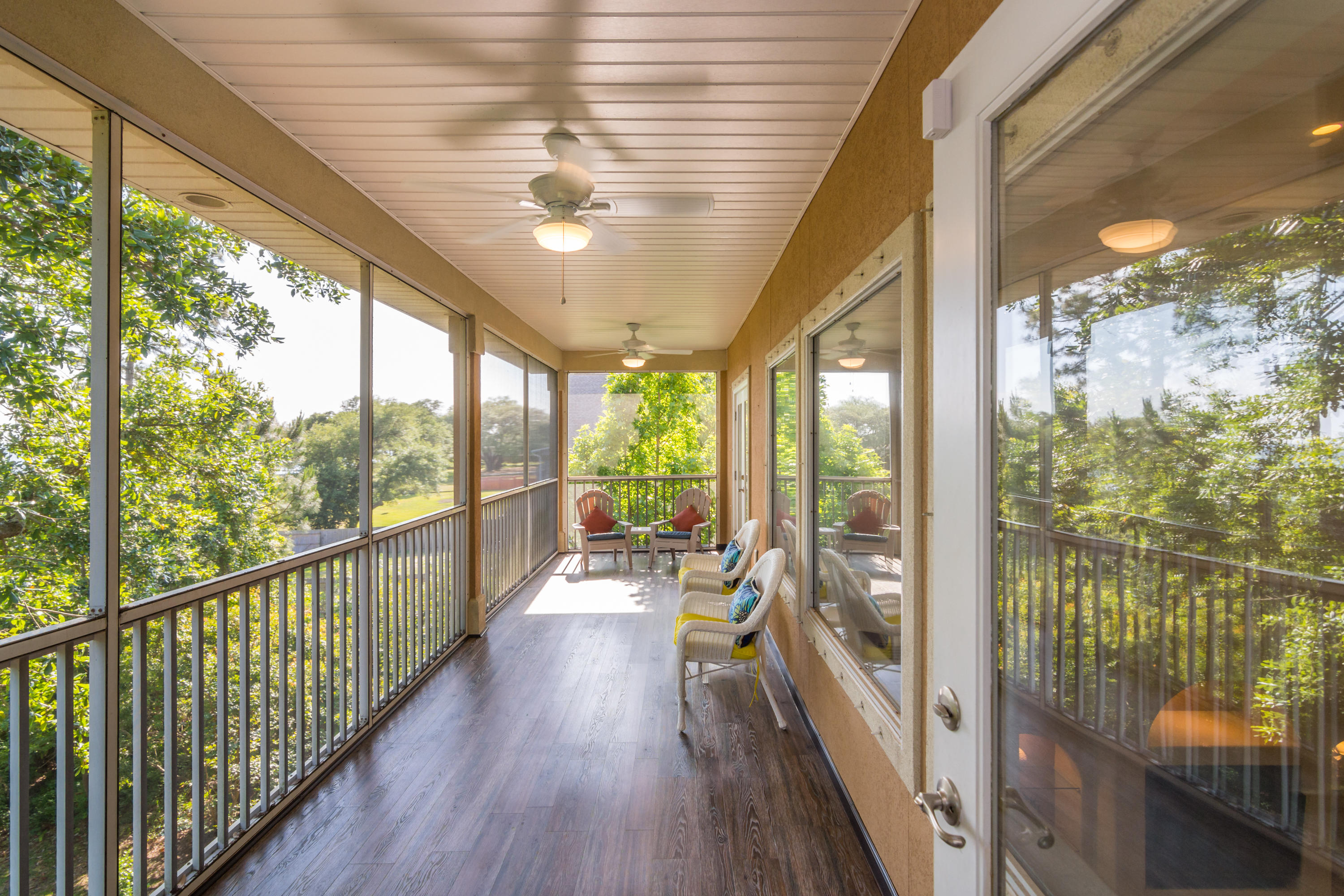 MAGNOLIA HARBOR - Residential