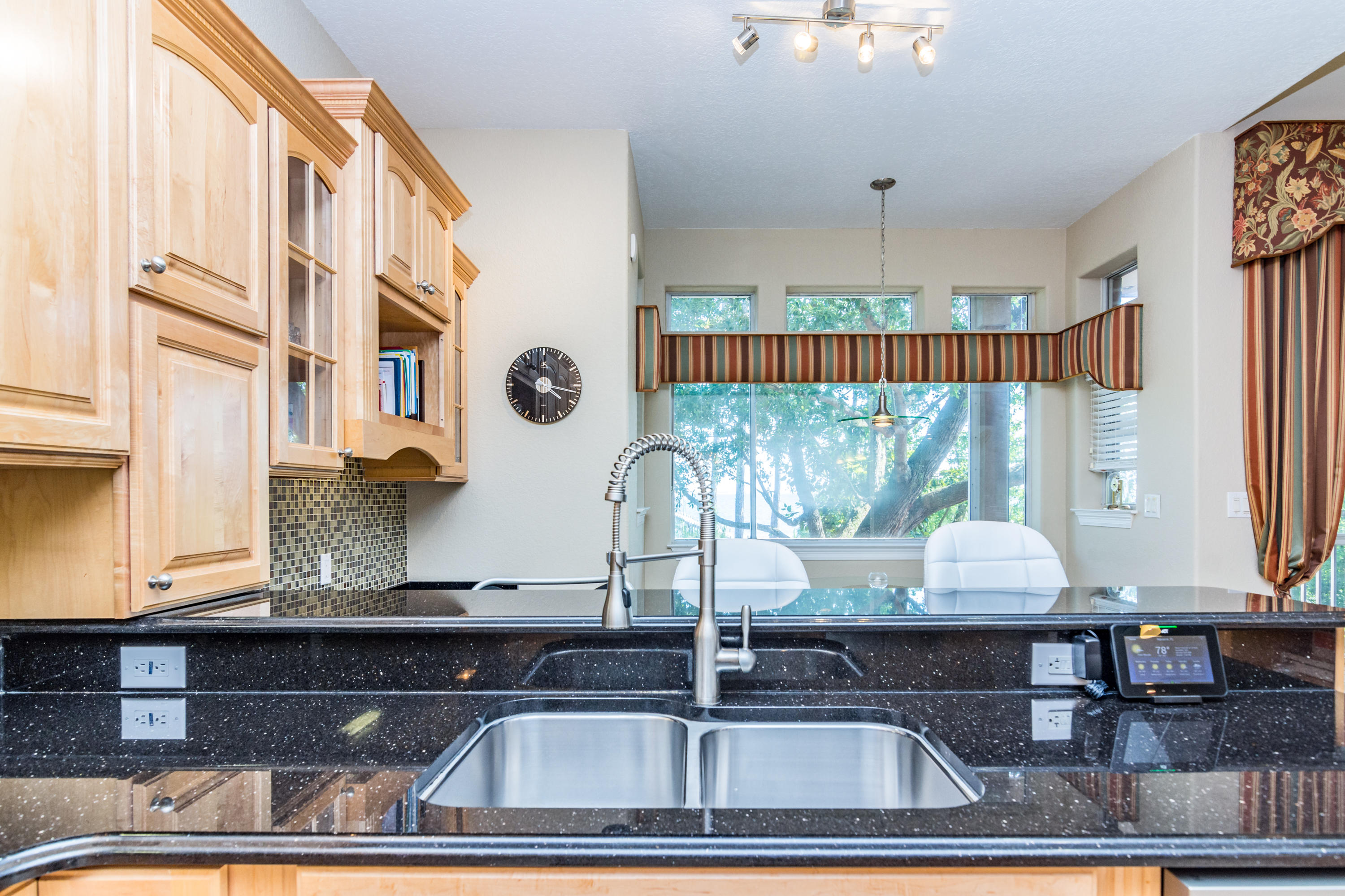 MAGNOLIA HARBOR - Residential