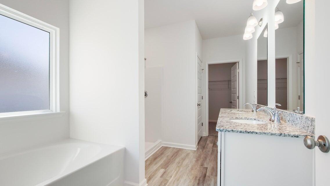 Owl's Head East - Residential Lease