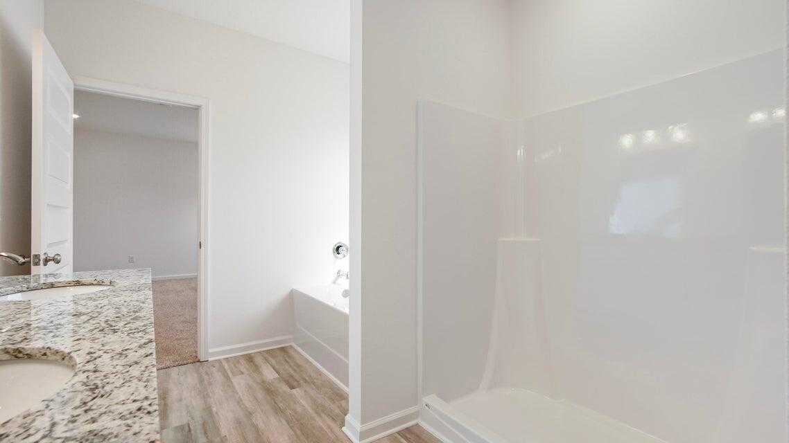 Owl's Head East - Residential Lease