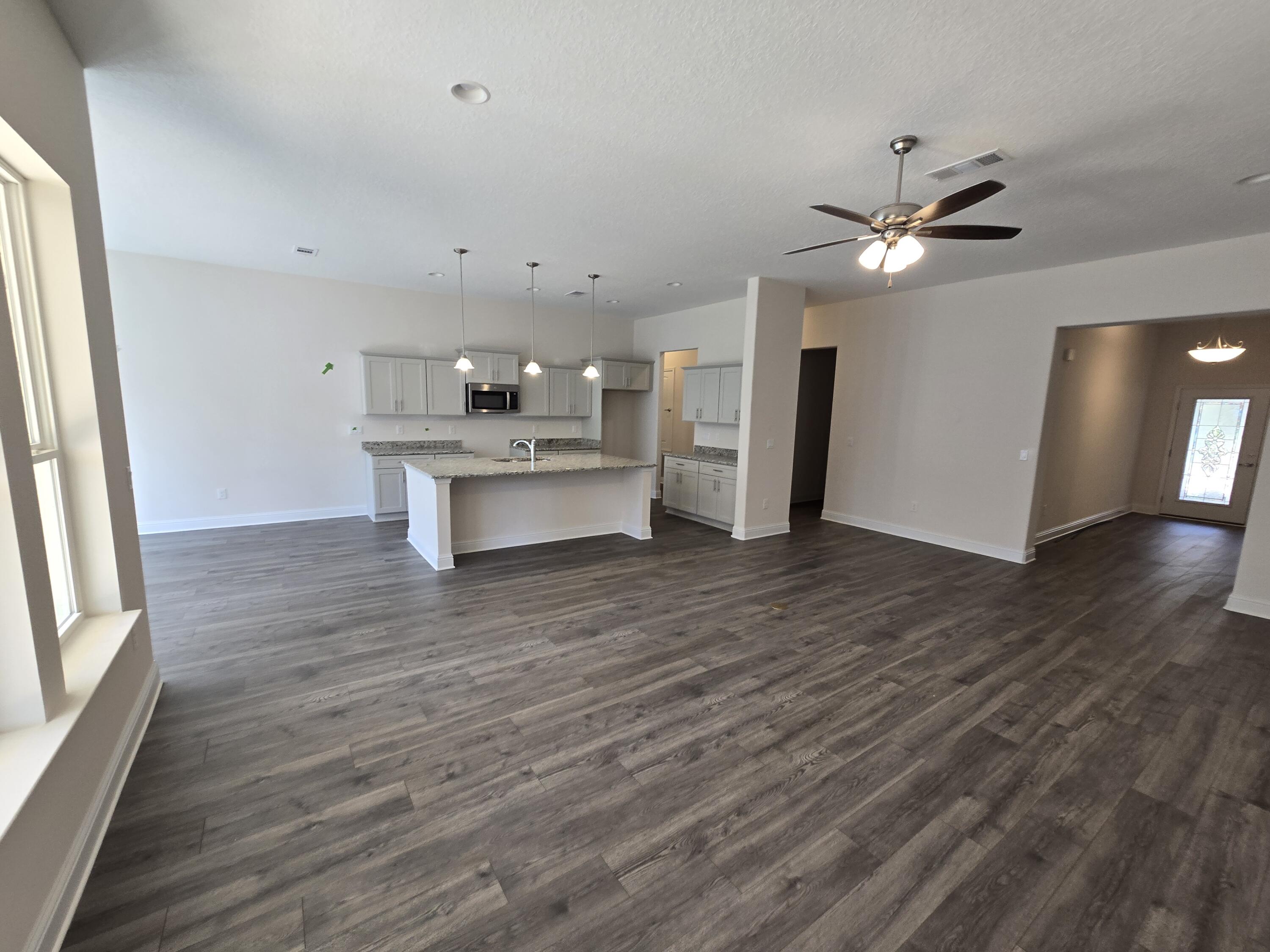 Nature Lake - Residential