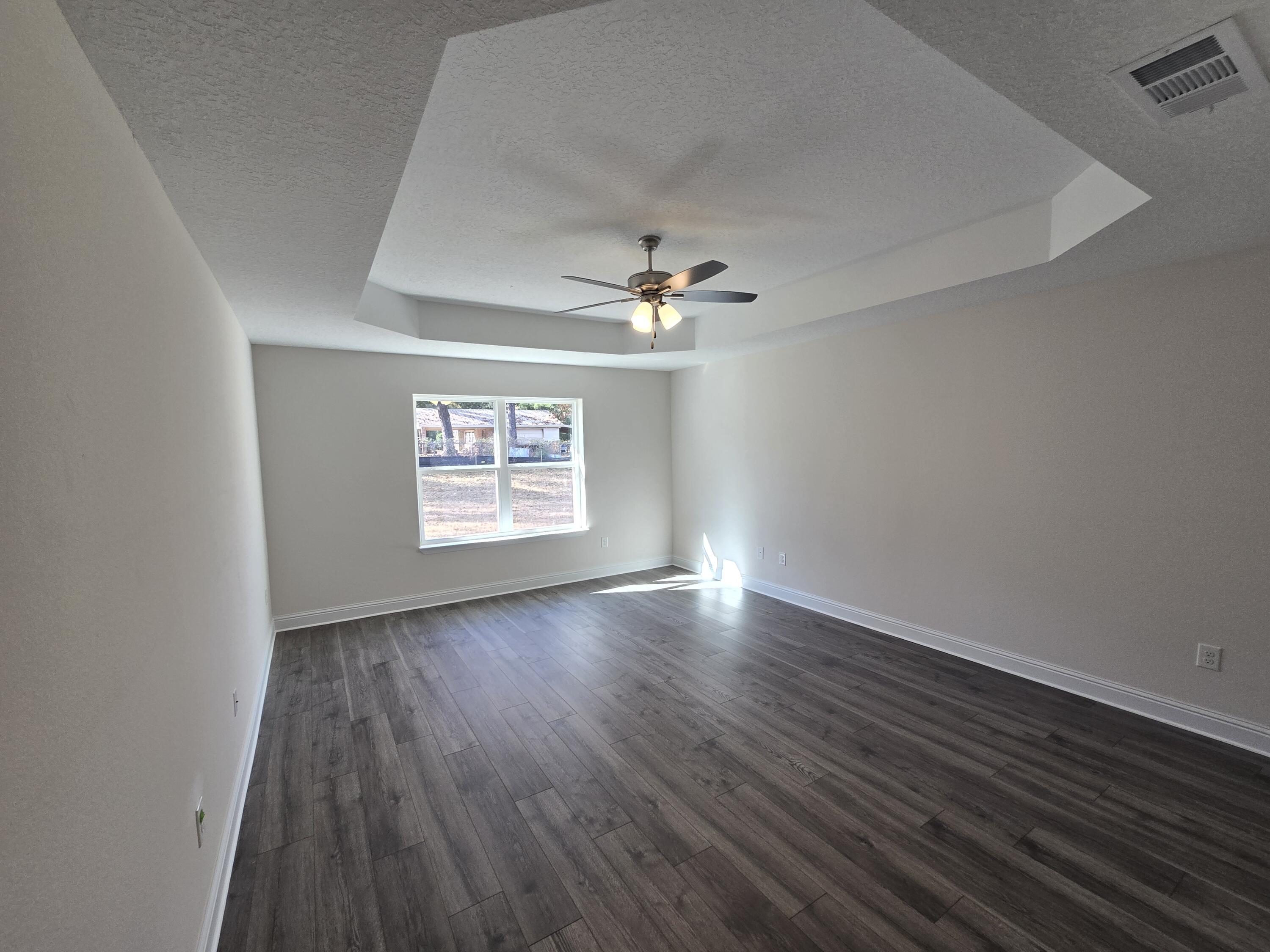 Nature Lake - Residential