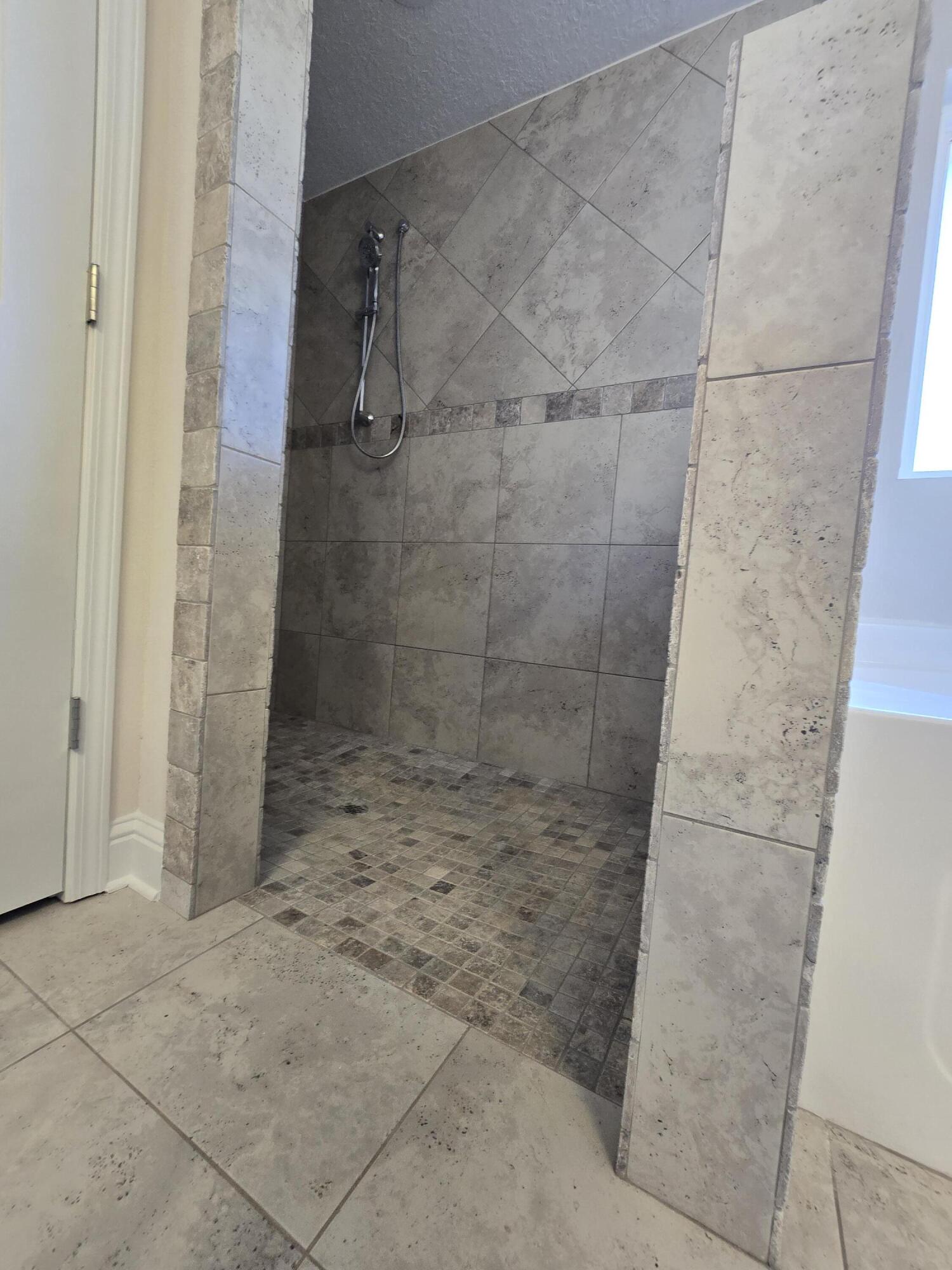 Nature Lake - Residential