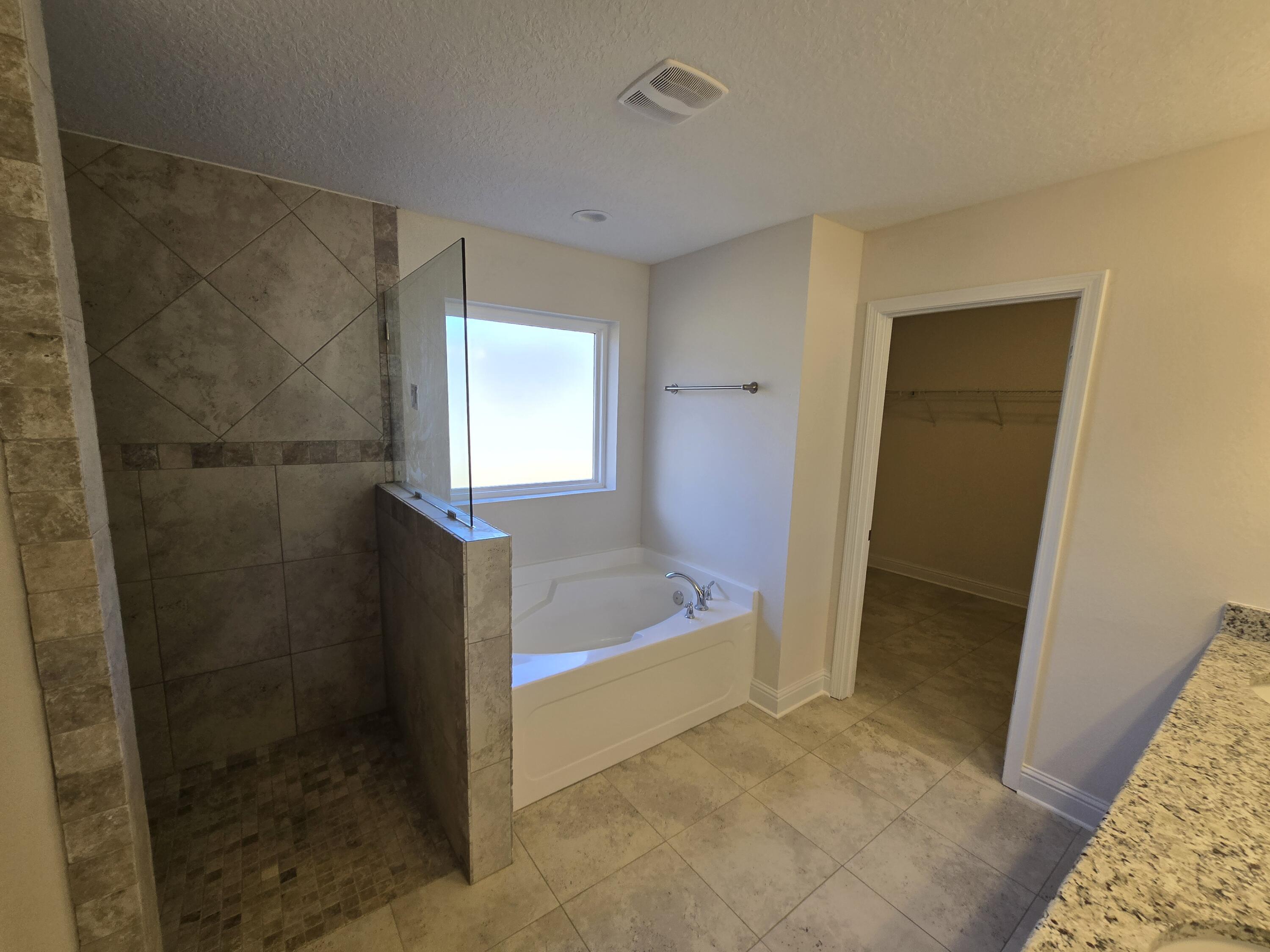 Nature Lake - Residential