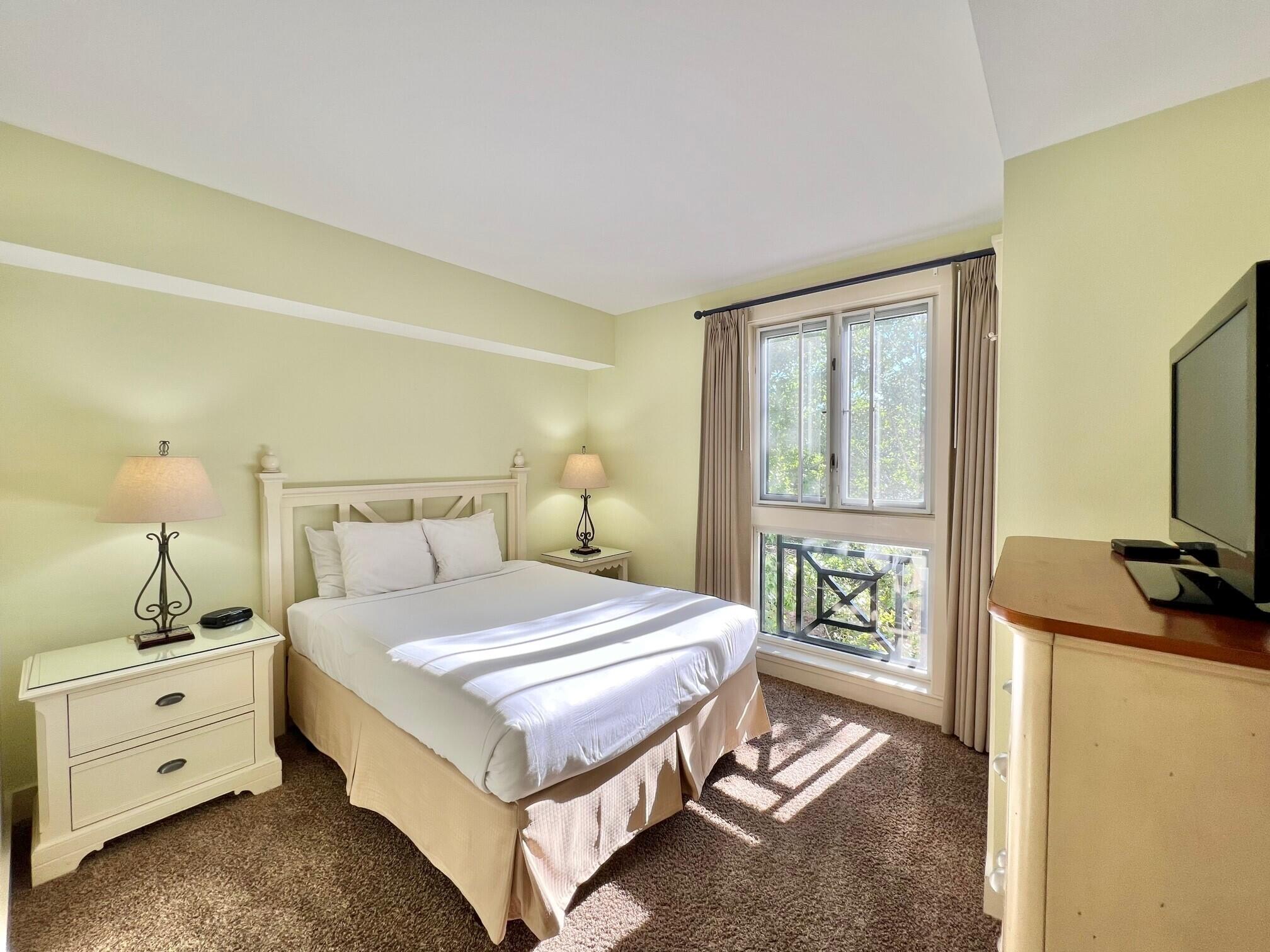 OBSERVATION POINT NORTH - Residential Lease