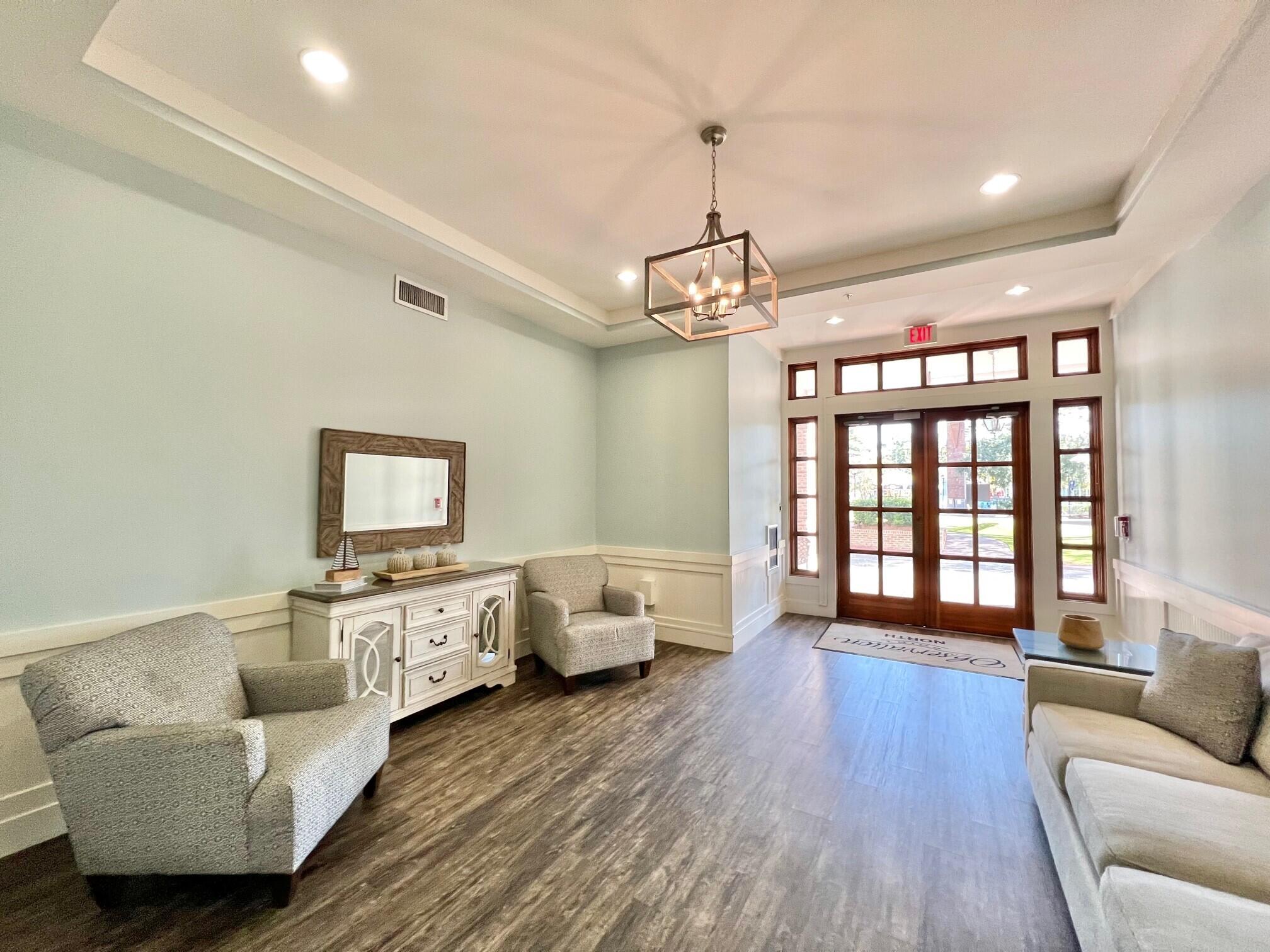 OBSERVATION POINT NORTH - Residential Lease