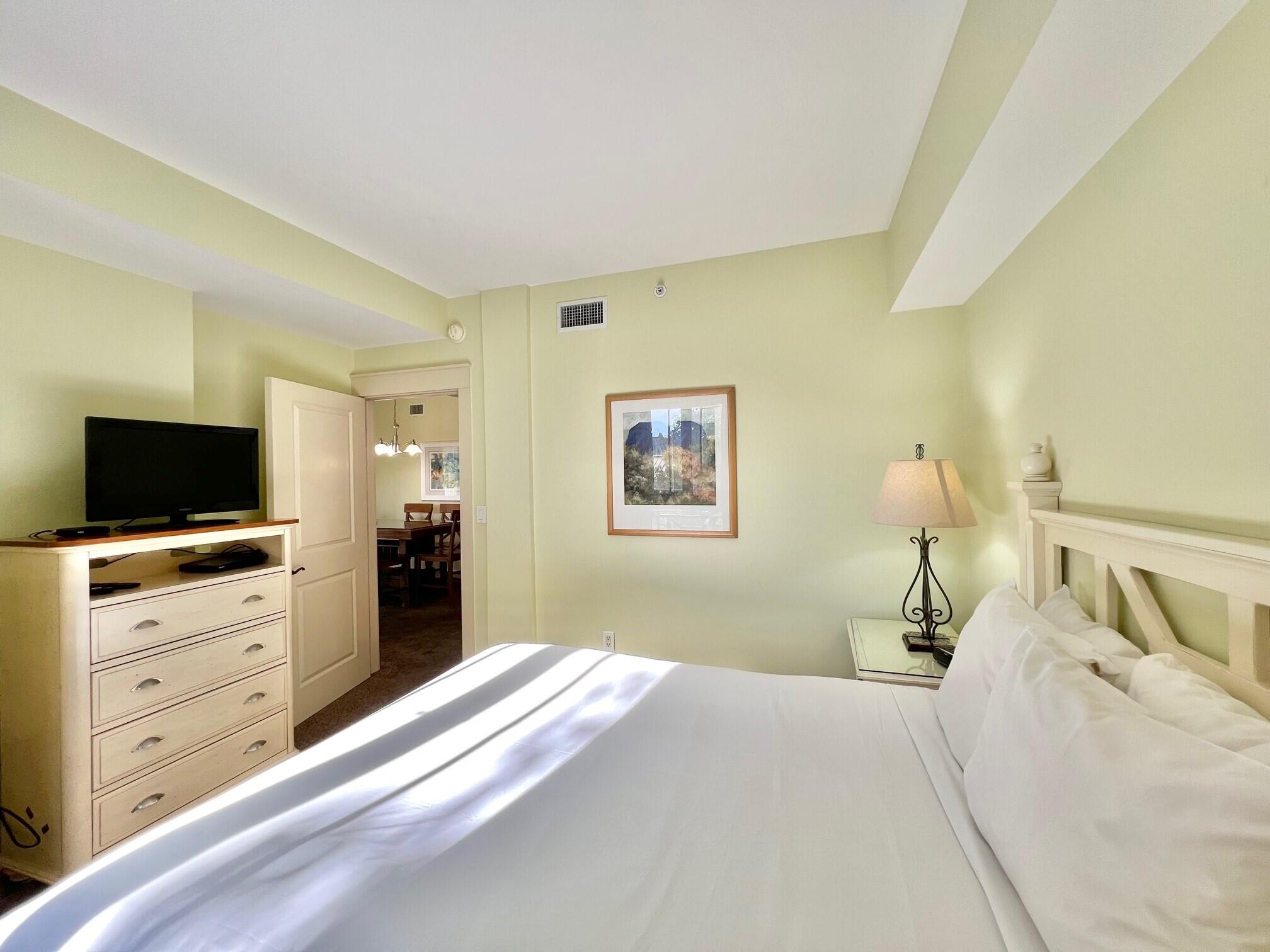 OBSERVATION POINT NORTH - Residential Lease