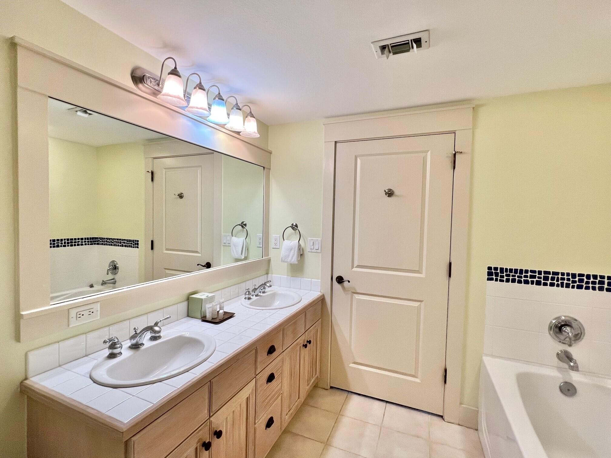 OBSERVATION POINT NORTH - Residential Lease