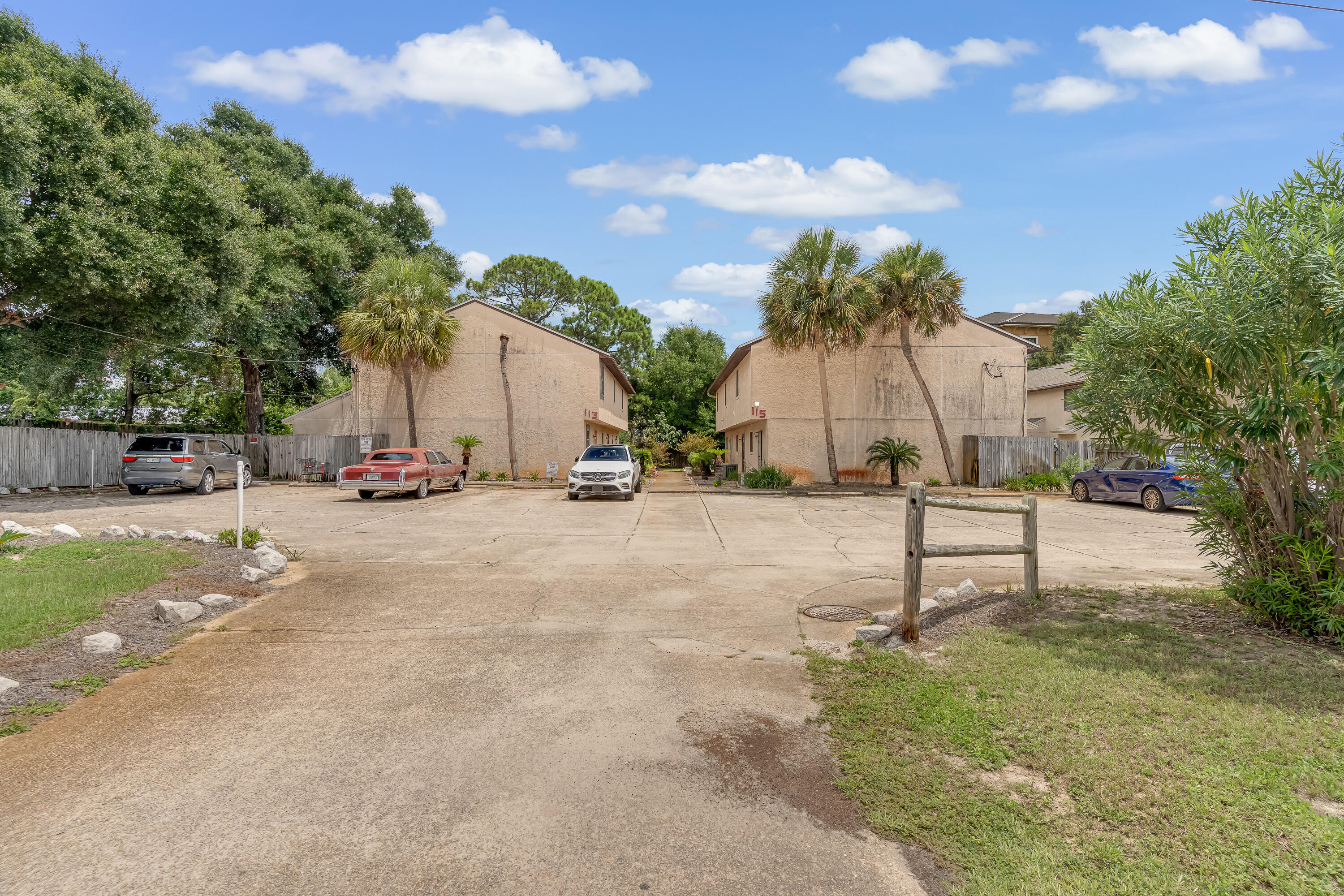 CEDAR AVE CONDO - Residential