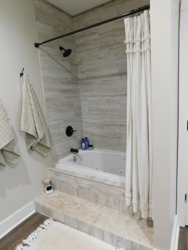 NORTH SUPERGROUP (221000.00) - Residential