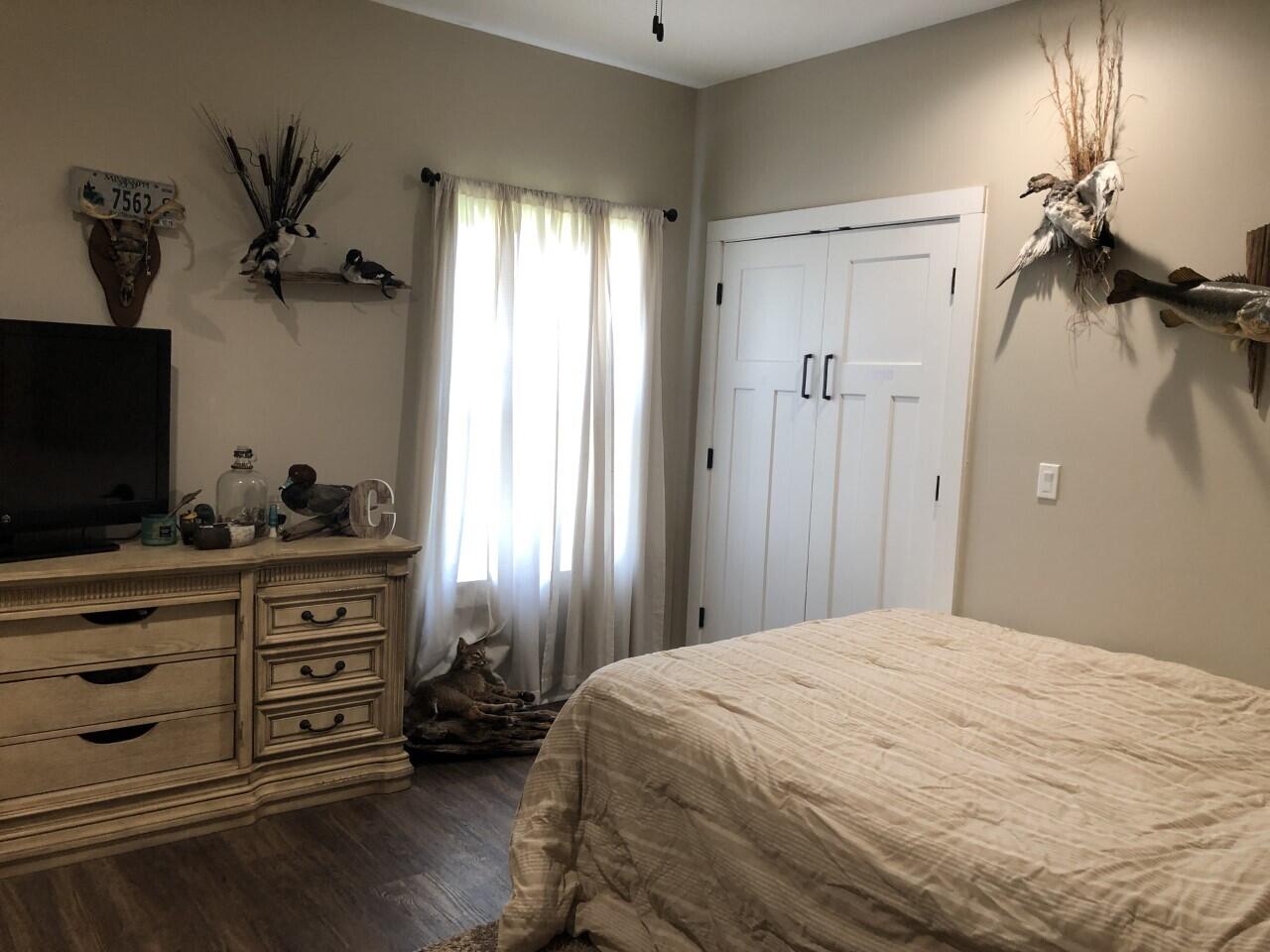 NORTH SUPERGROUP (221000.00) - Residential