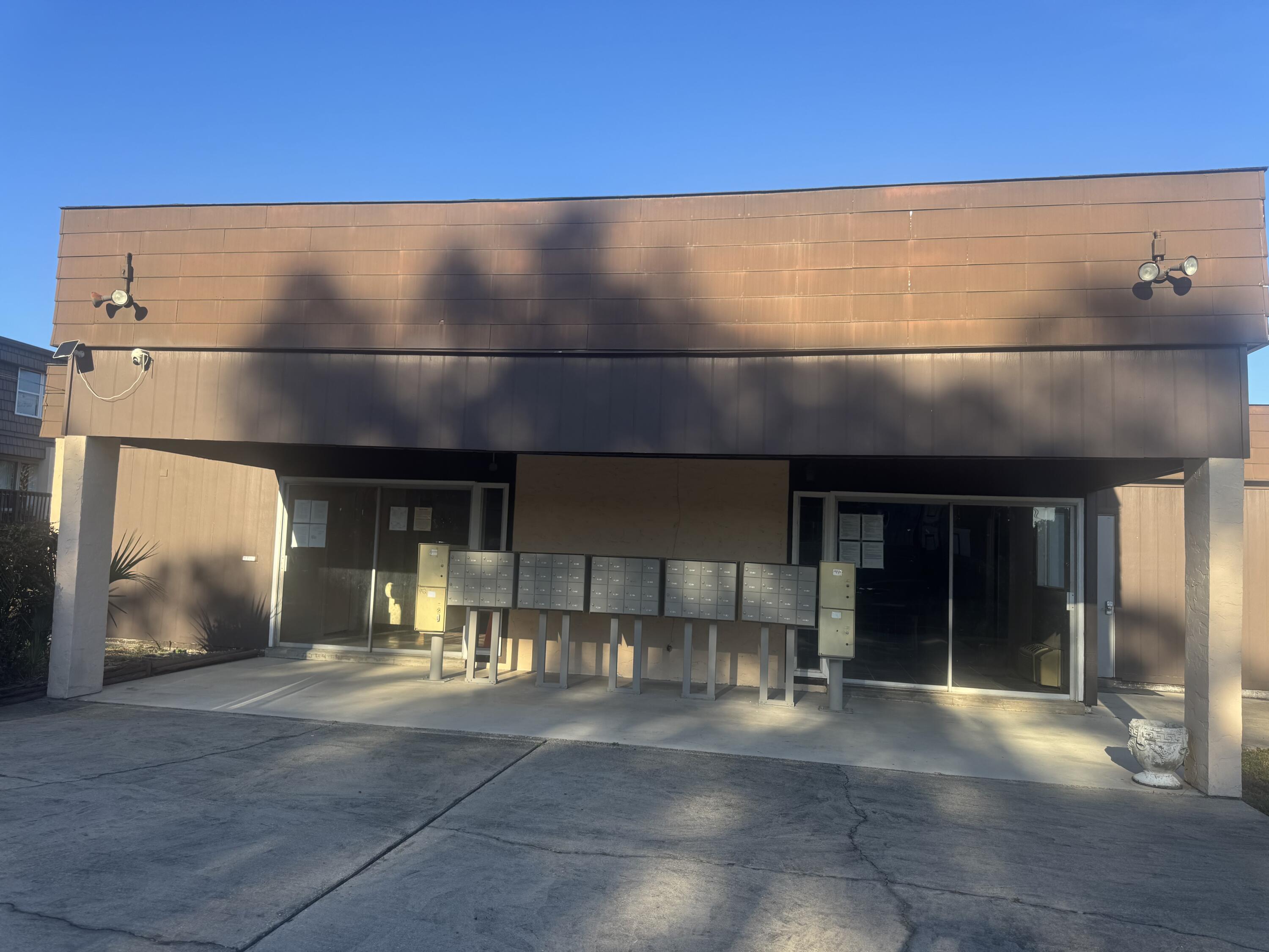 SPANISH VILLAS CONDO - Residential